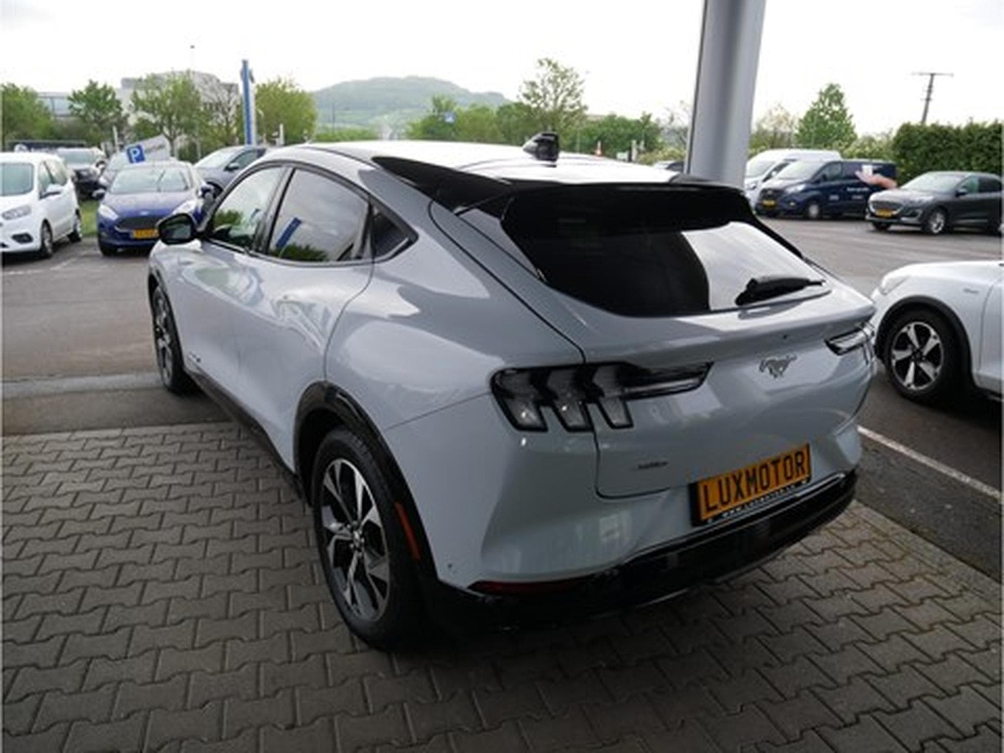 Ford Mustang Mach-E Premium AWD 99kWh Extended Range 351ch/258kW - A1 (2025) - Foto 3