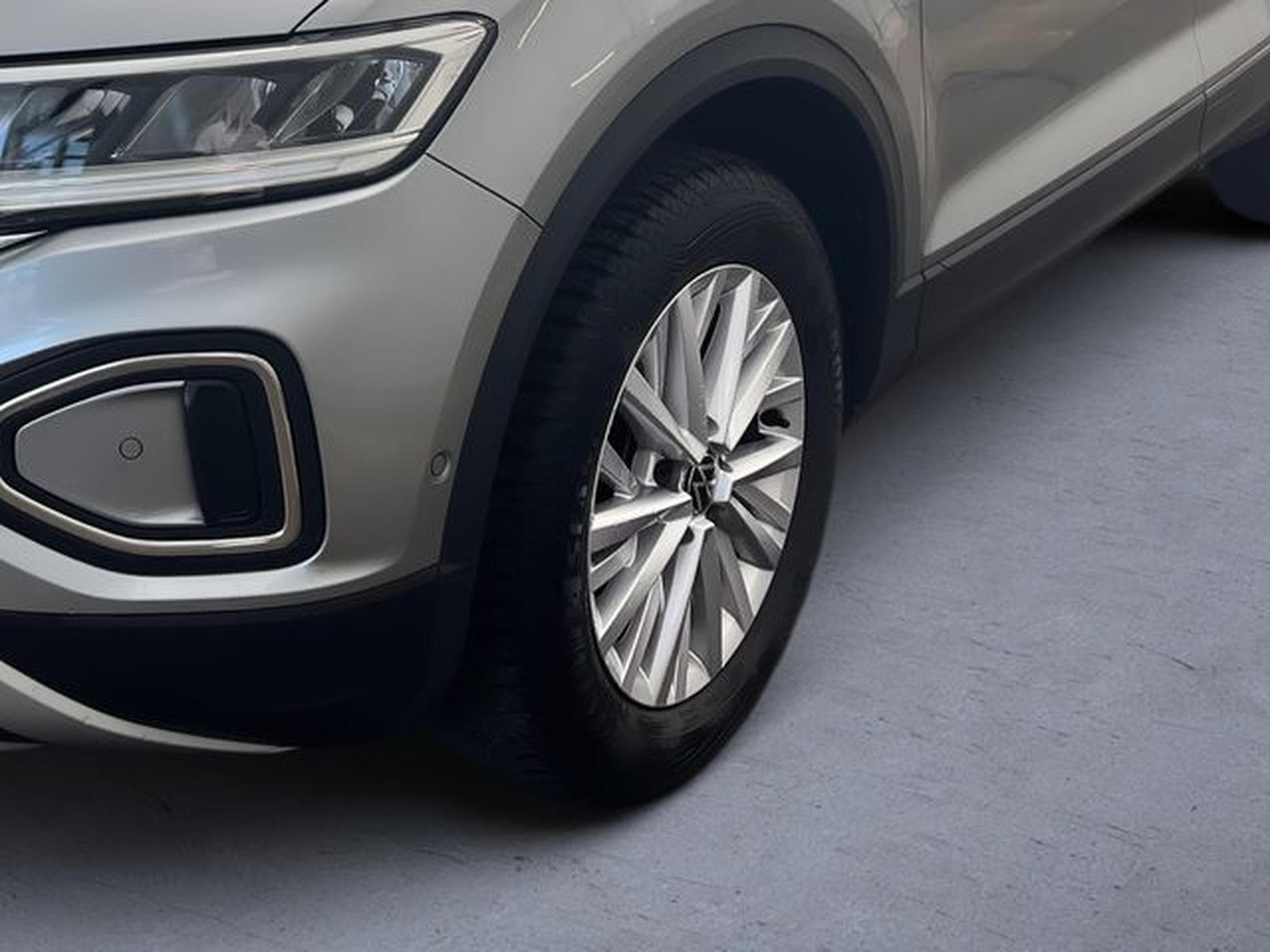 VW T-Roc T-Roc Life (2023) - Foto 7