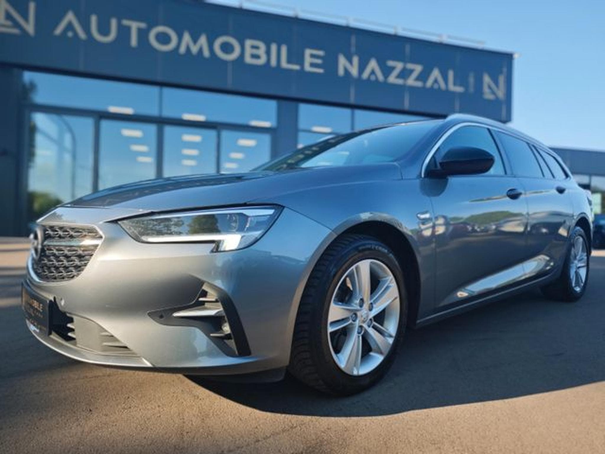 Opel Insignia INSIGNIA 2.0 CDTI*LED*APPLE CAR*FACELIFT*AHK* (2020) - Photo 2