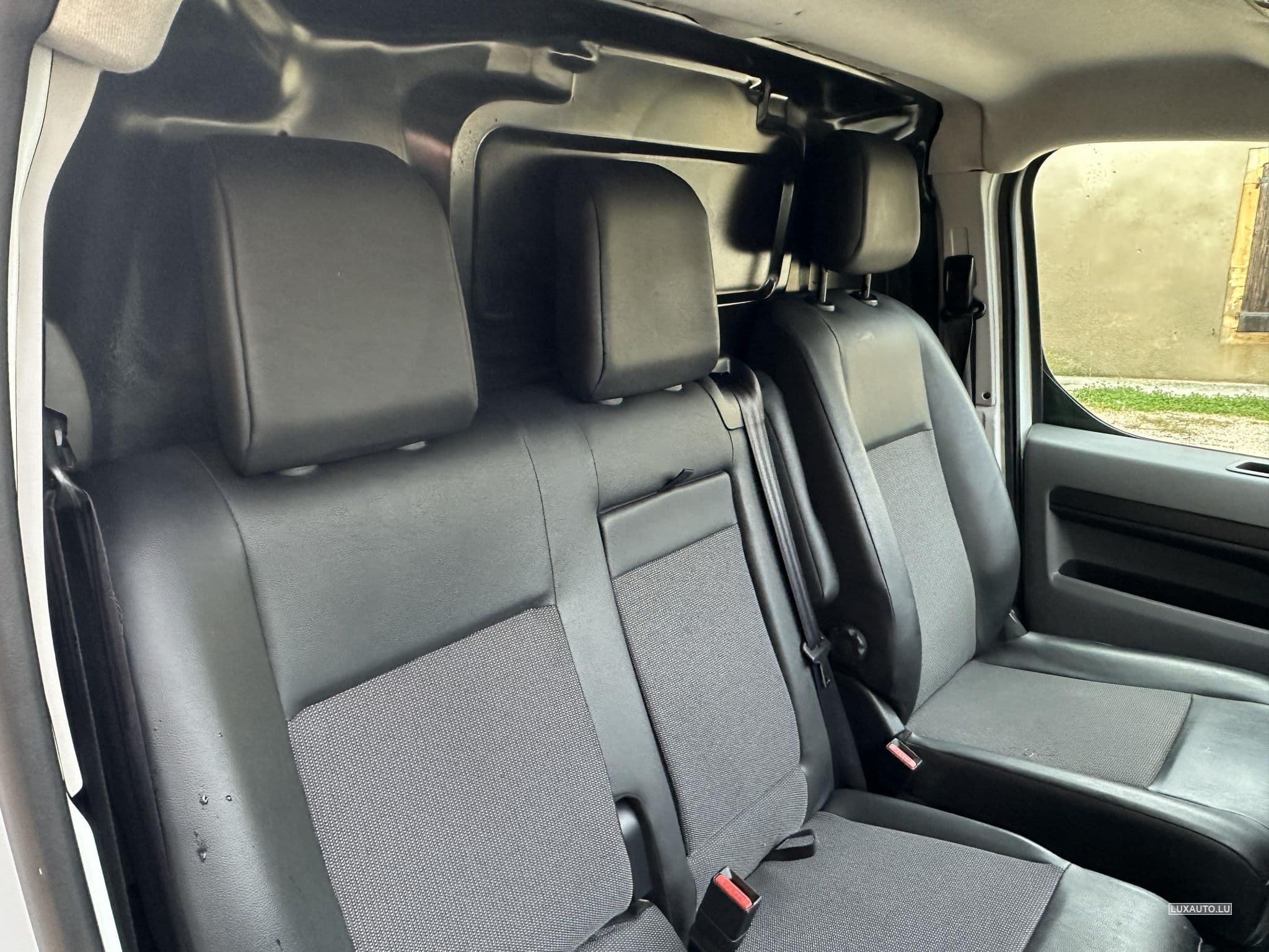 Peugeot Expert (2020) - Photo 11