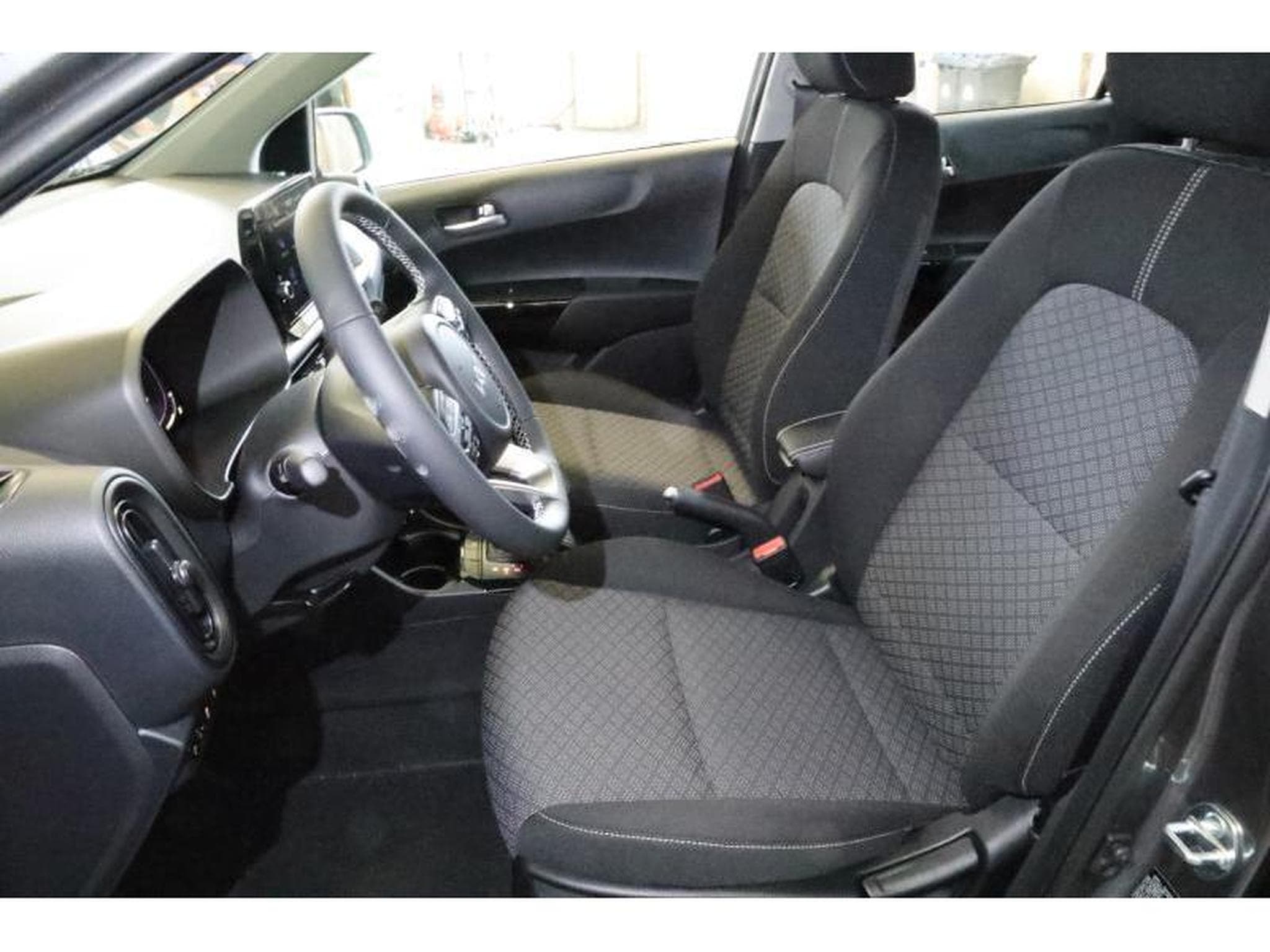 Kia Picanto Pulse (2024) - Photo 13