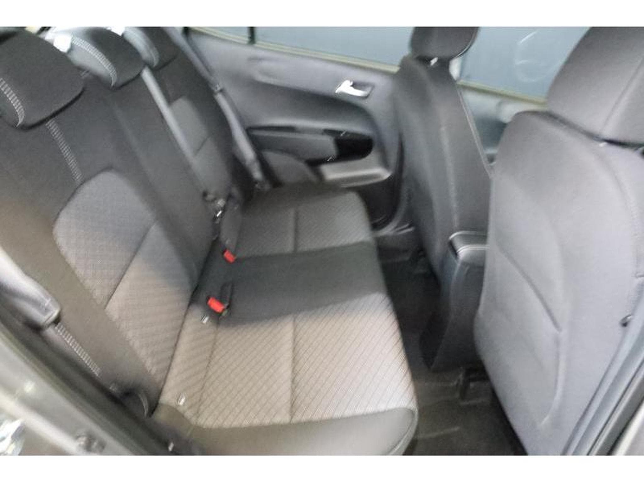 Kia Picanto Pulse (2024) - Photo 15