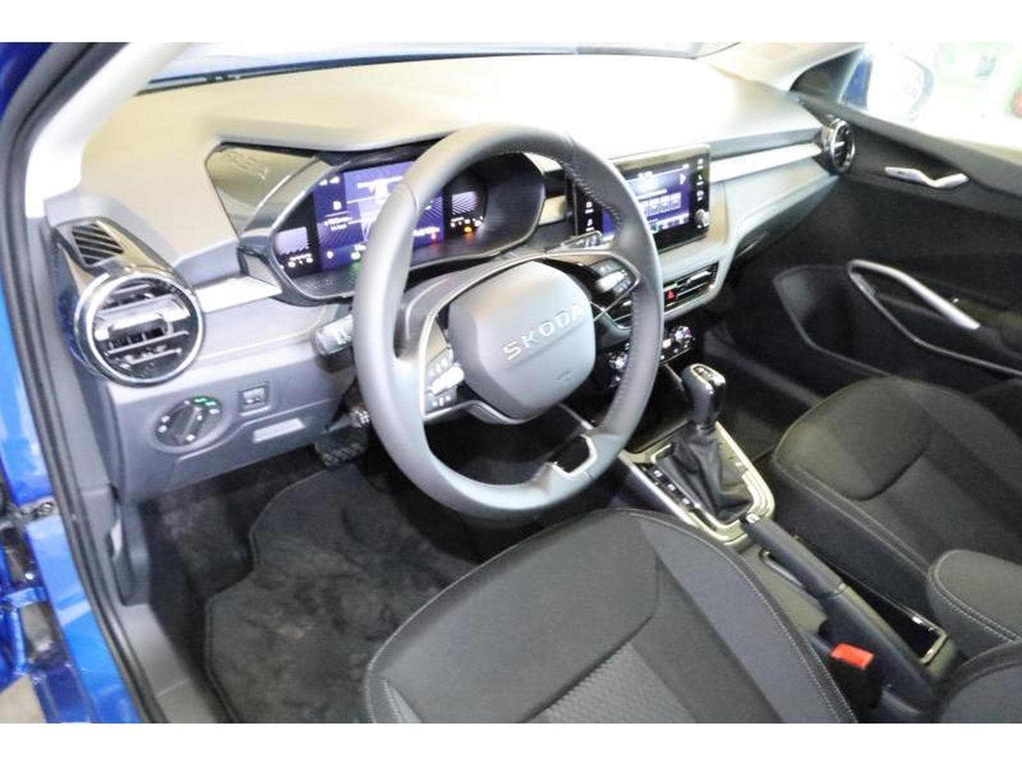 Skoda Fabia Selection (2025) - Photo 11