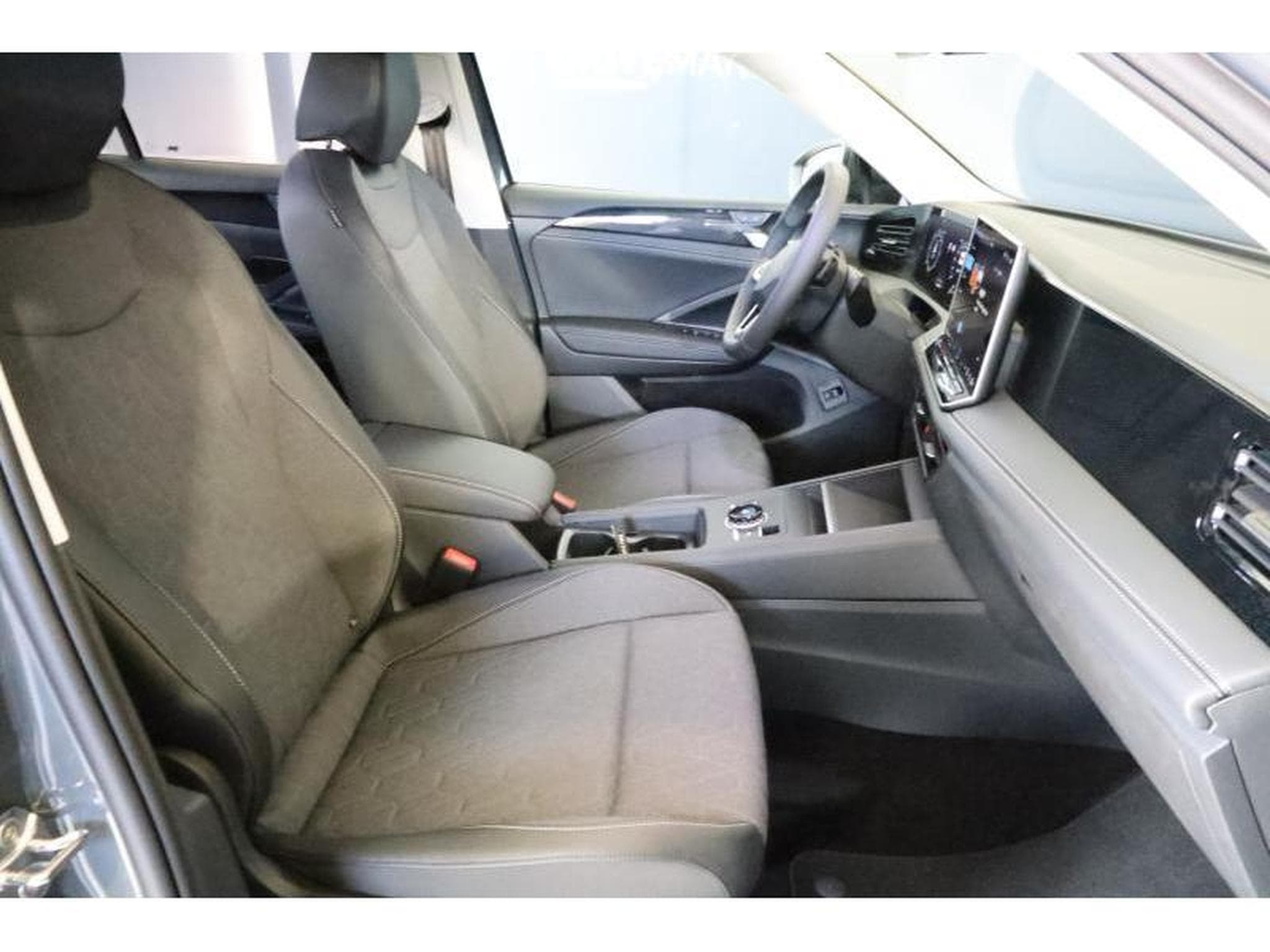 VW Tiguan Life (2025) - Photo 10