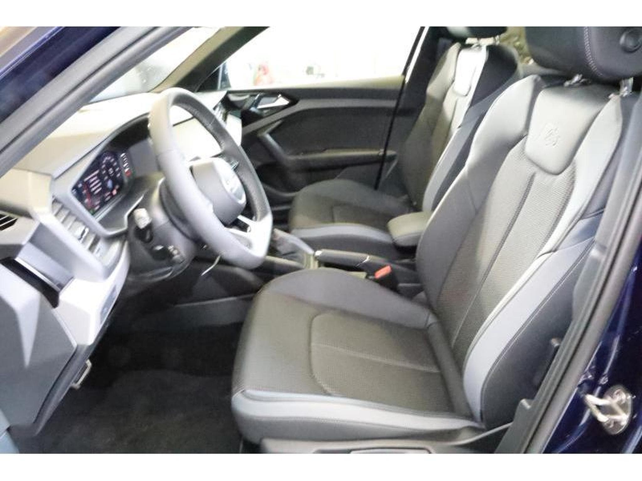 Audi A1 Advanced (2025) - Photo 10