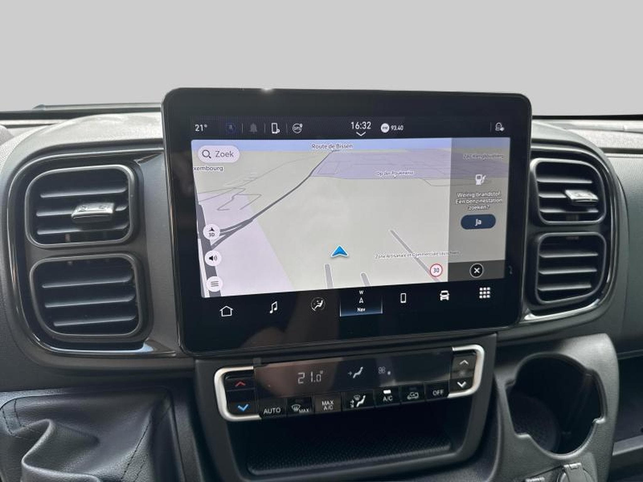 Peugeot Boxer tôlé 335 L3H2 (2025) - Photo 17