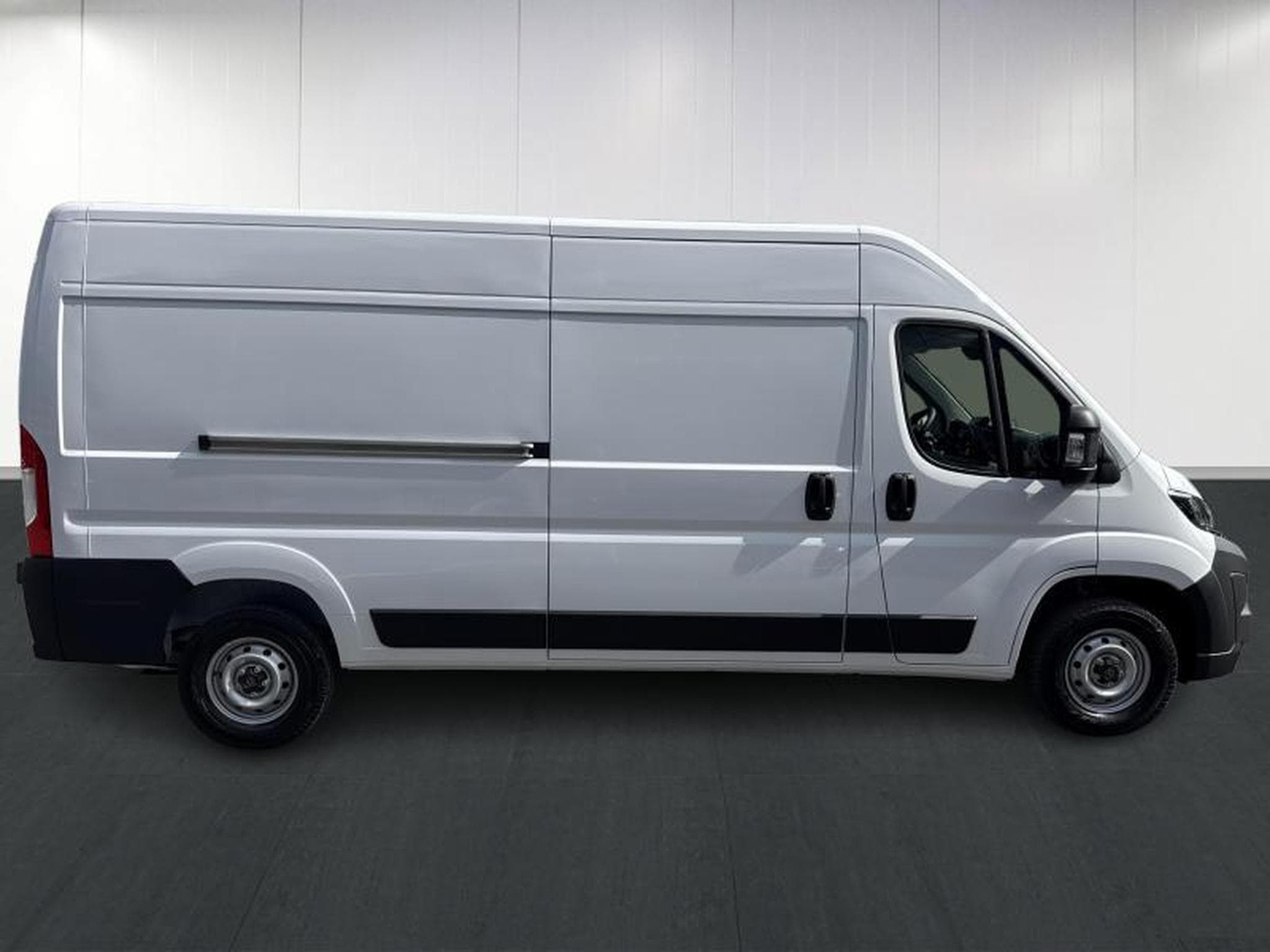 Peugeot Boxer tôlé 335 L3H2 (2025) - Photo 8