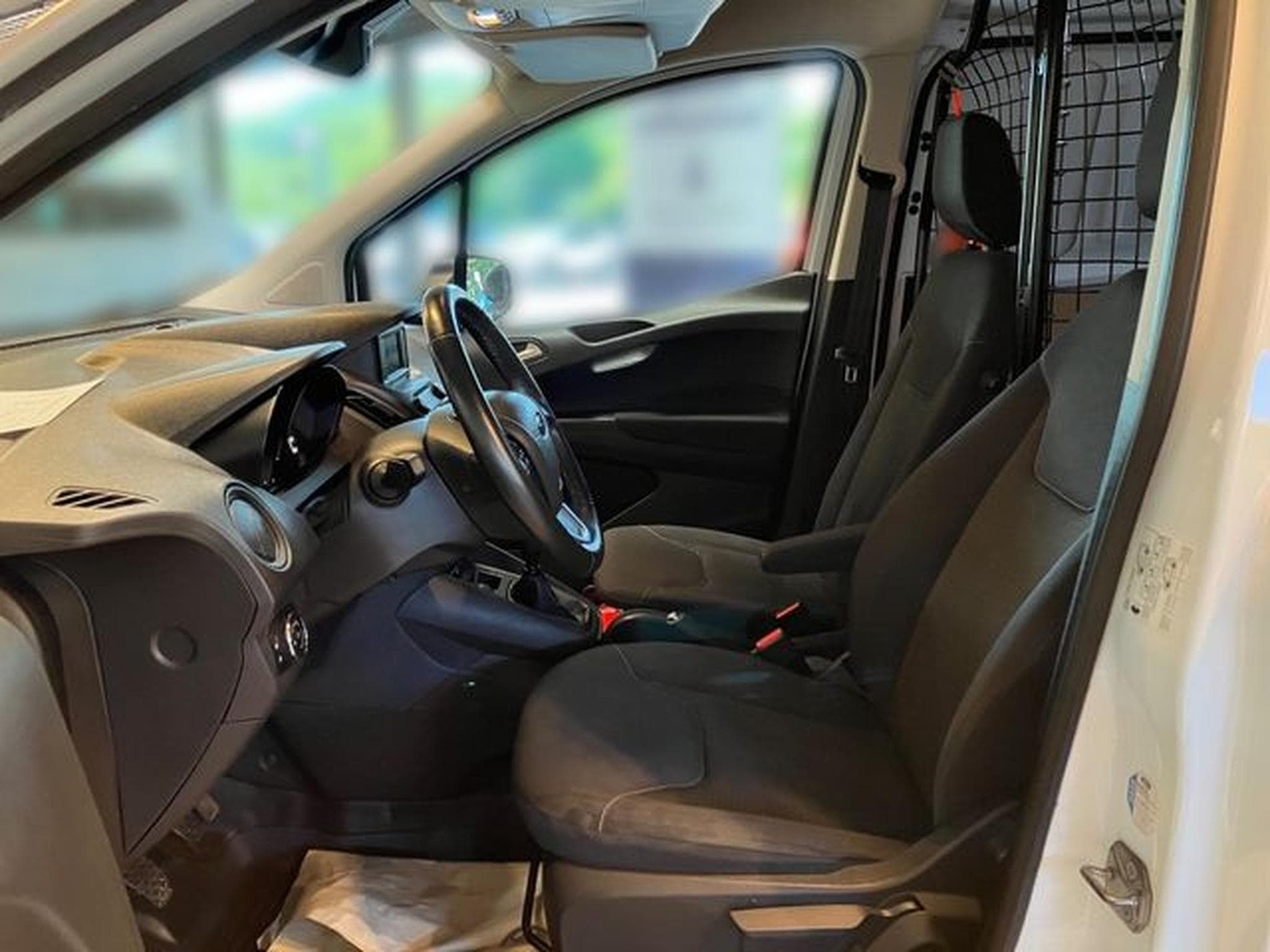 Ford Transit Courier Trend (2020) - Photo 7