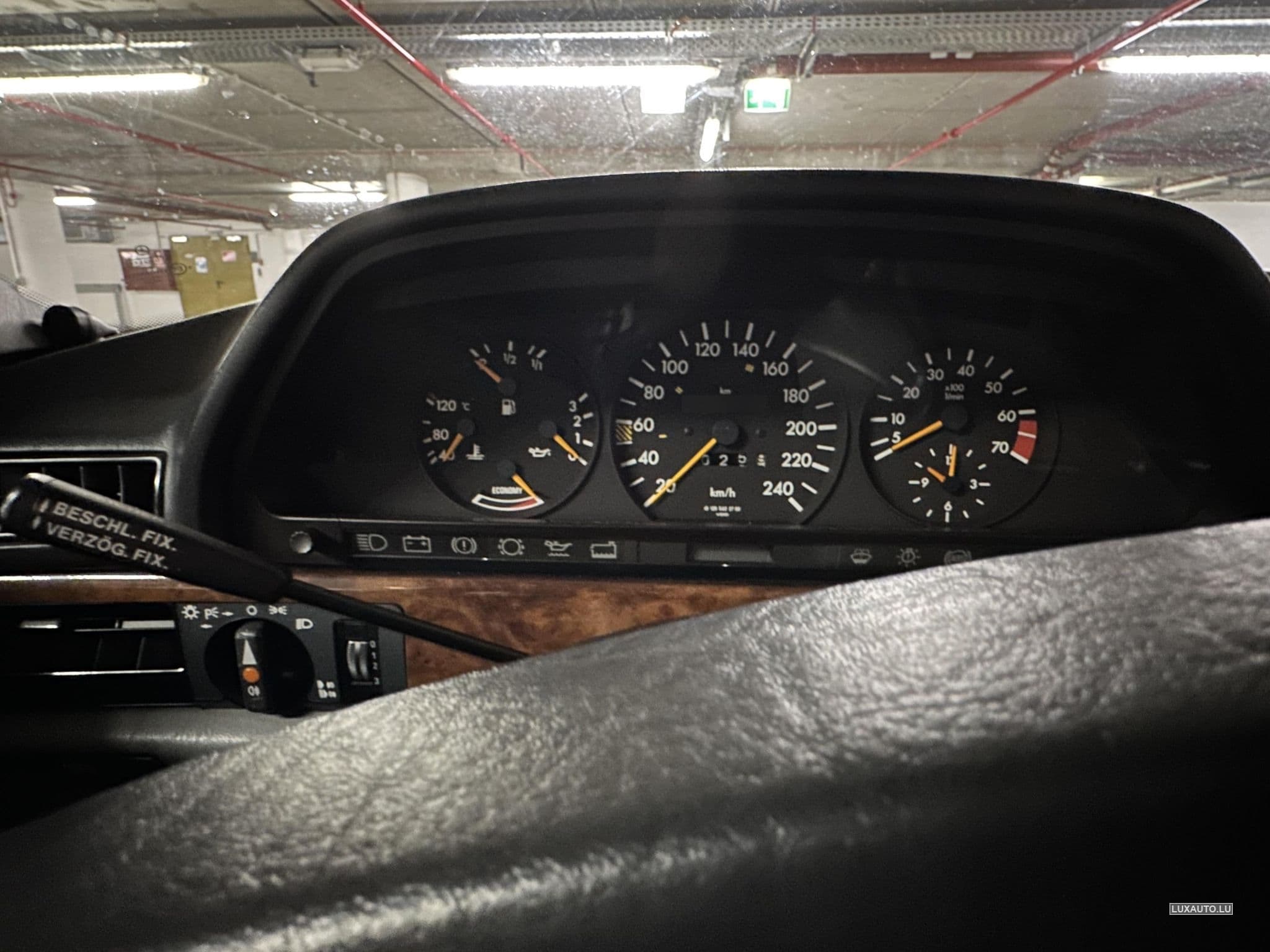 Mercedes W126 (1990) - Photo 9