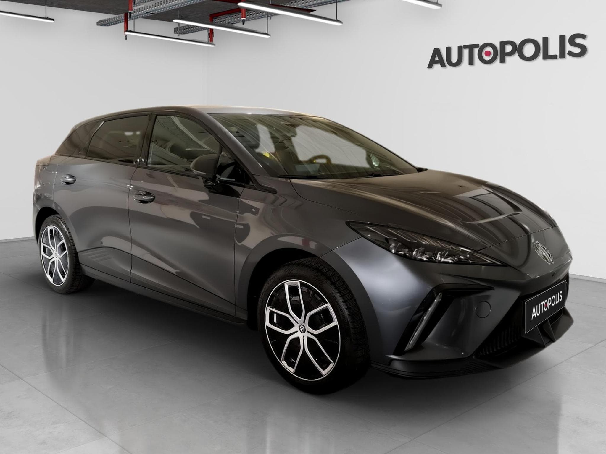 MG MG4 LUXUARY (2024) - Photo 15