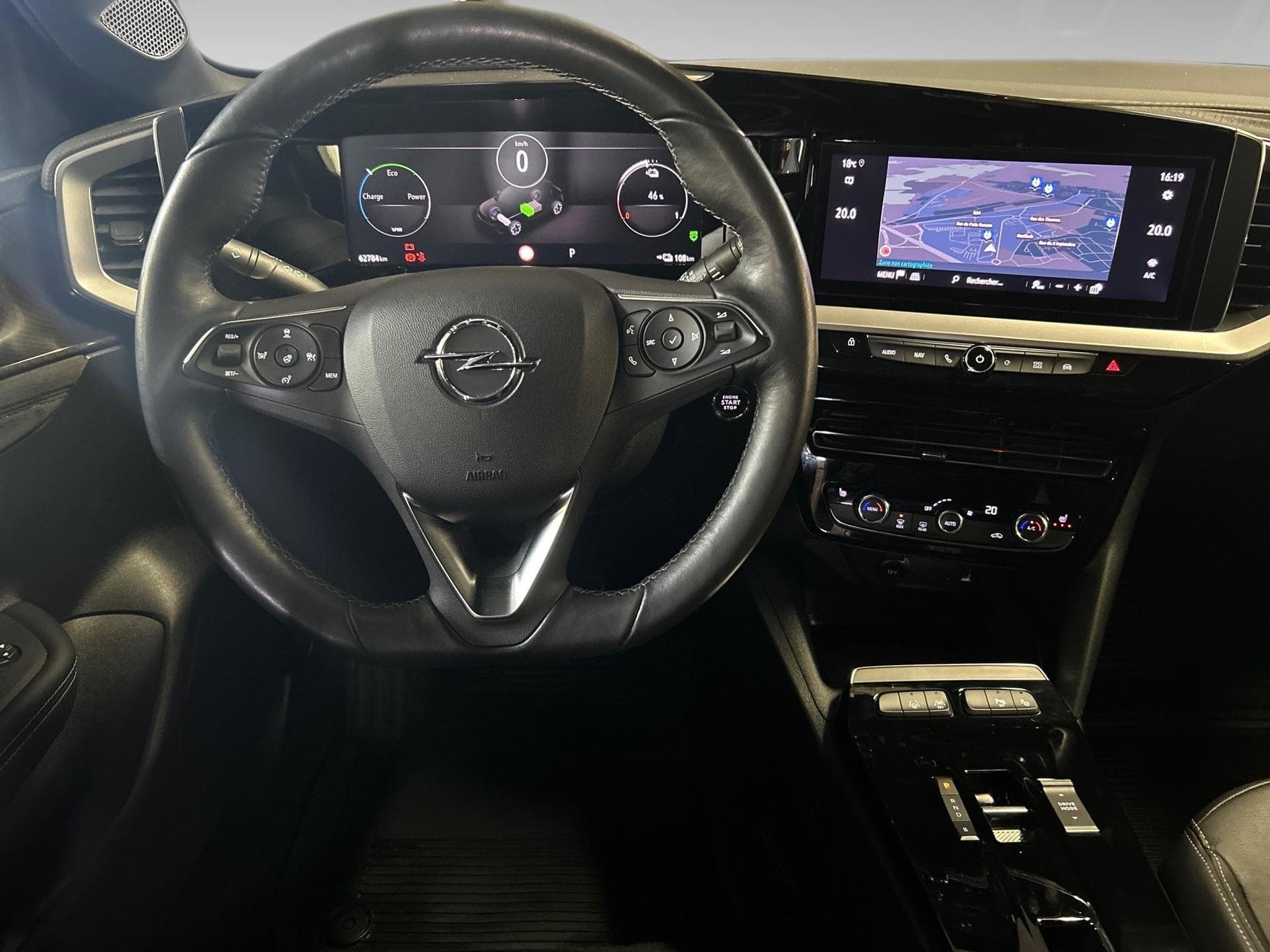 Opel Mokka -e Ultimate (2021) - Photo 14