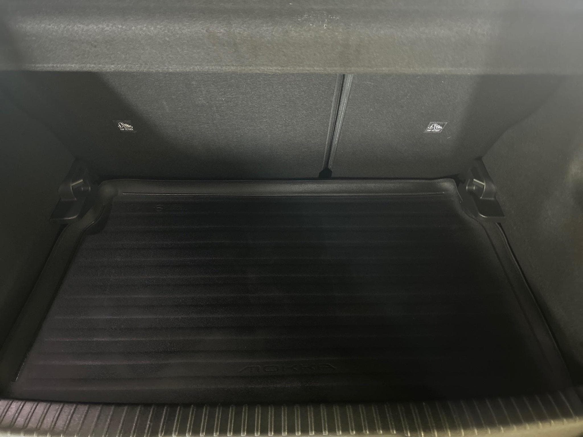 Opel Mokka -e Ultimate (2021) - Photo 21