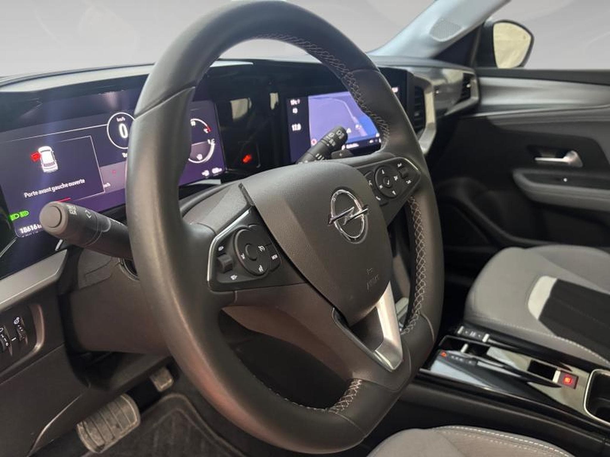 Opel Mokka Elegance (2024) - Foto 7