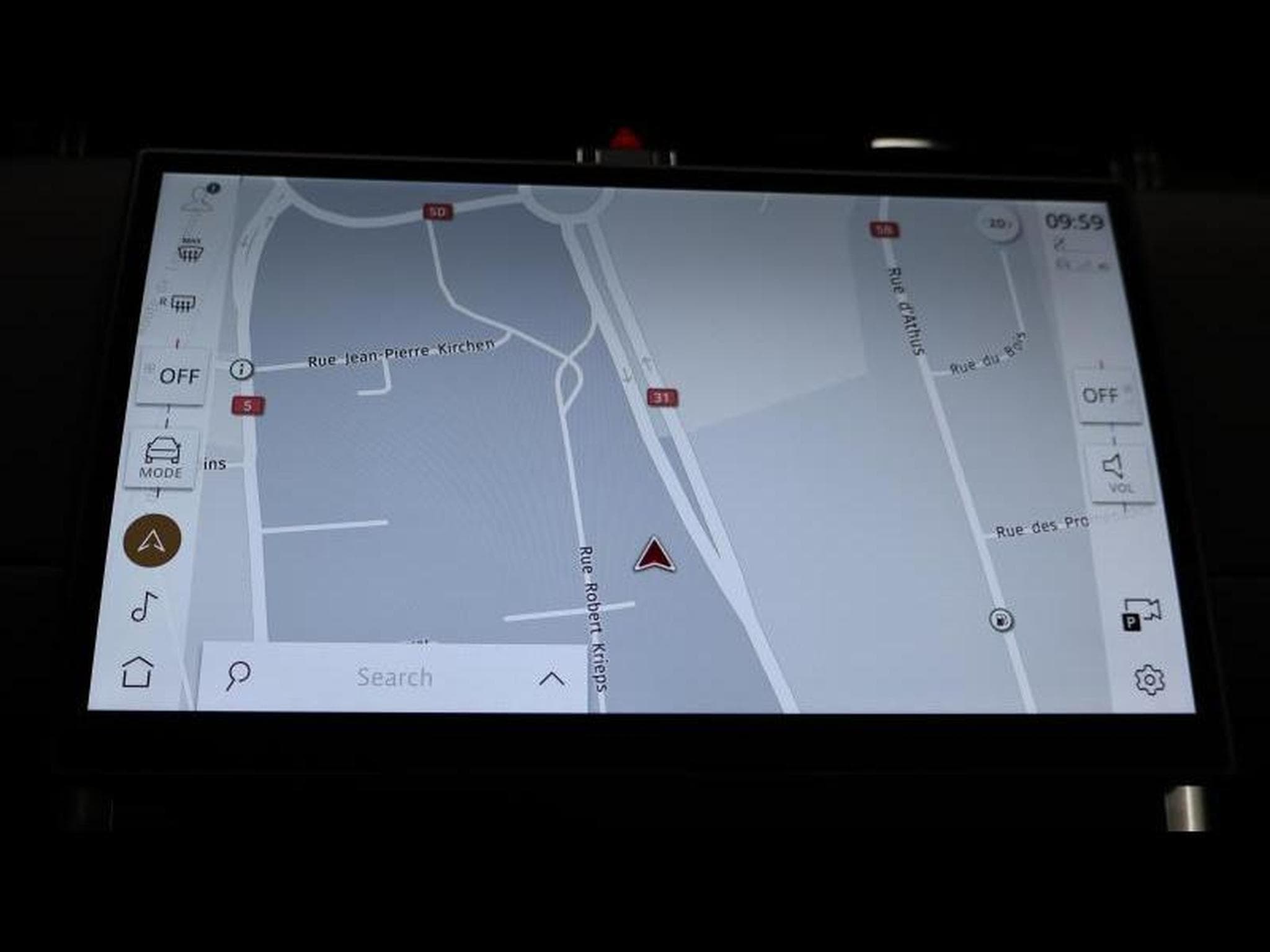 Land-Rover Discovery Sport S D165 AWD Auto 7 places (2024) - Foto 20