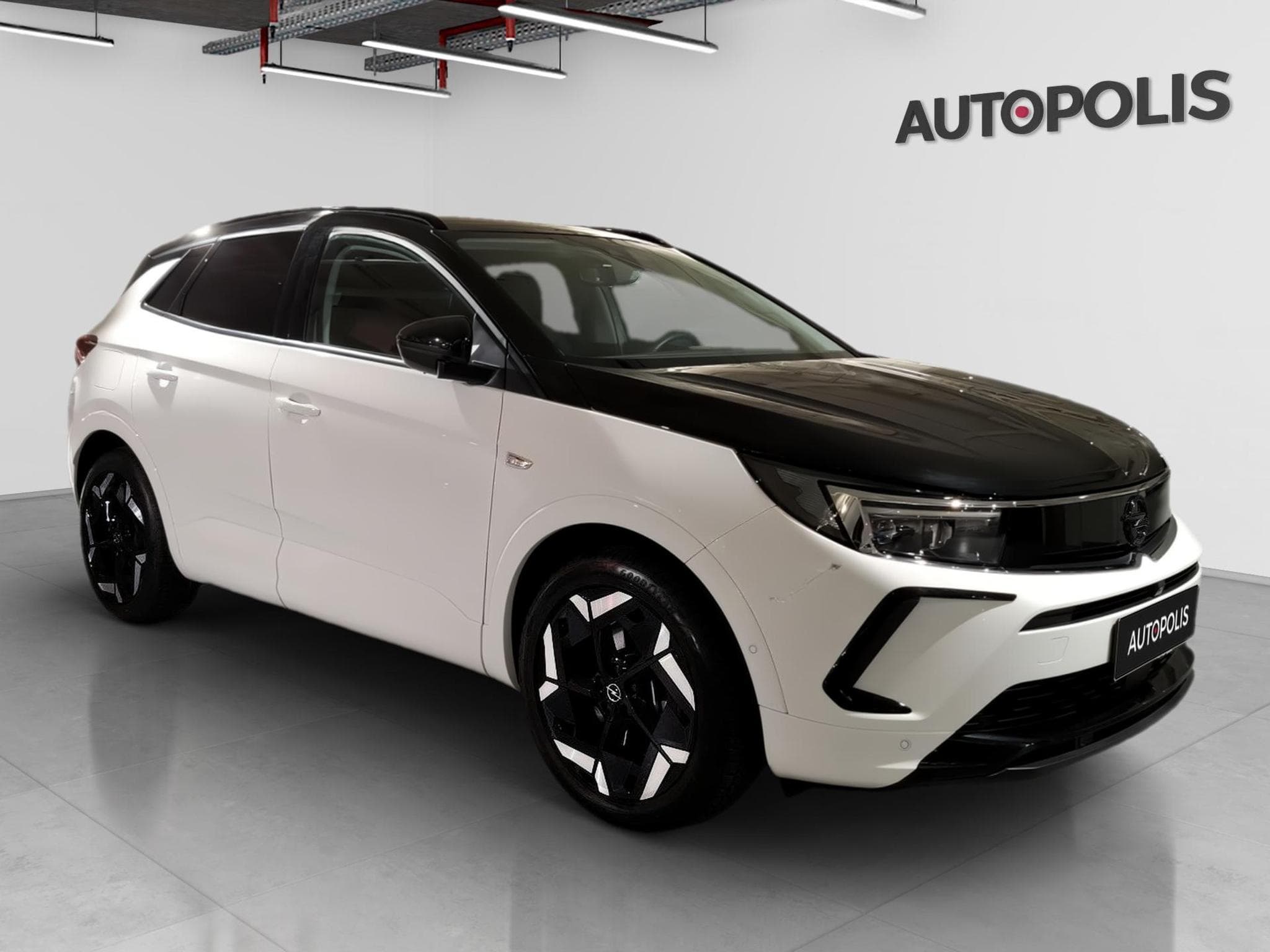 Opel Grandland 1.6 GSe (2023) - Photo 15