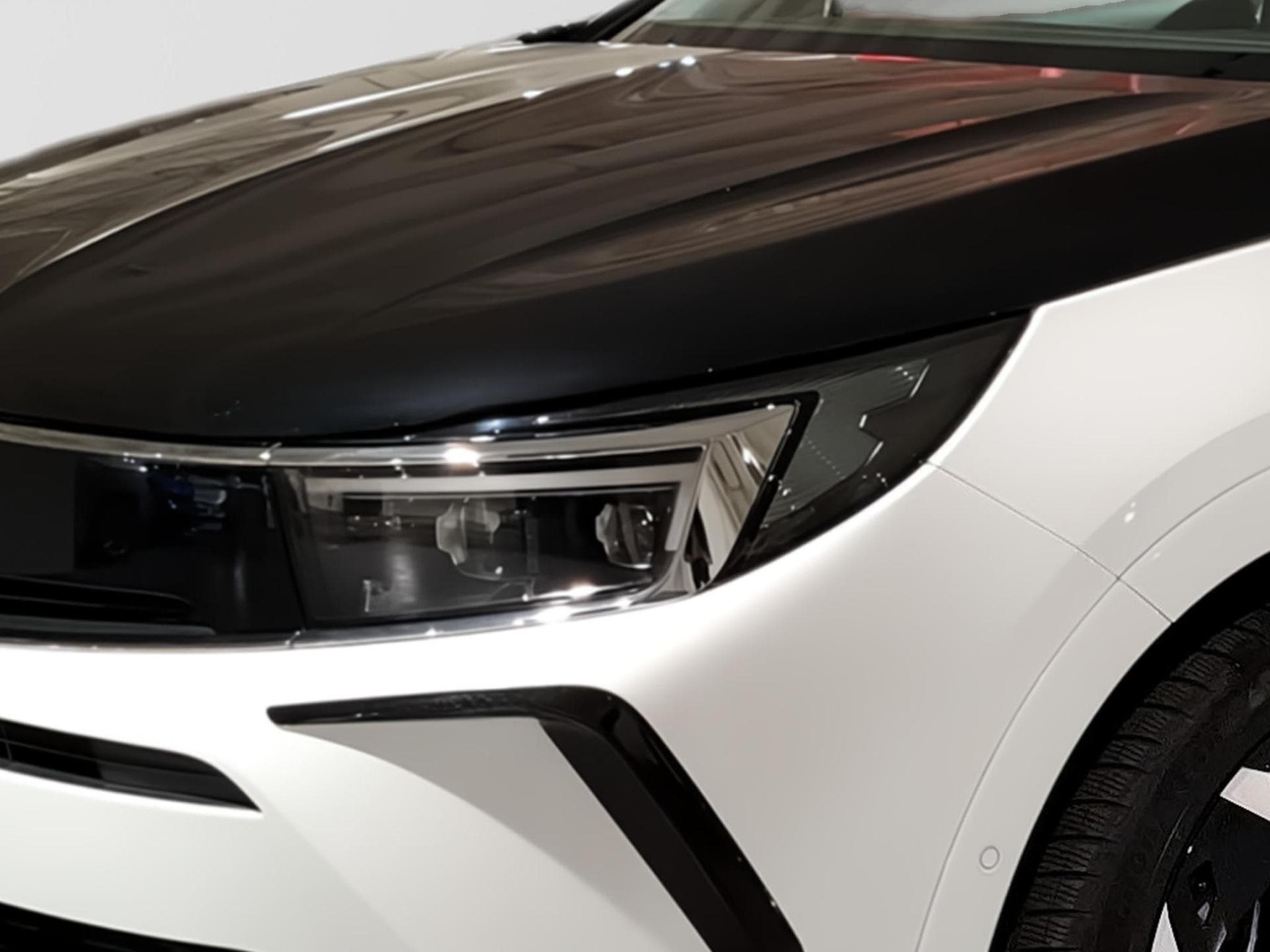 Opel Grandland 1.6 GSe (2023) - Photo 20