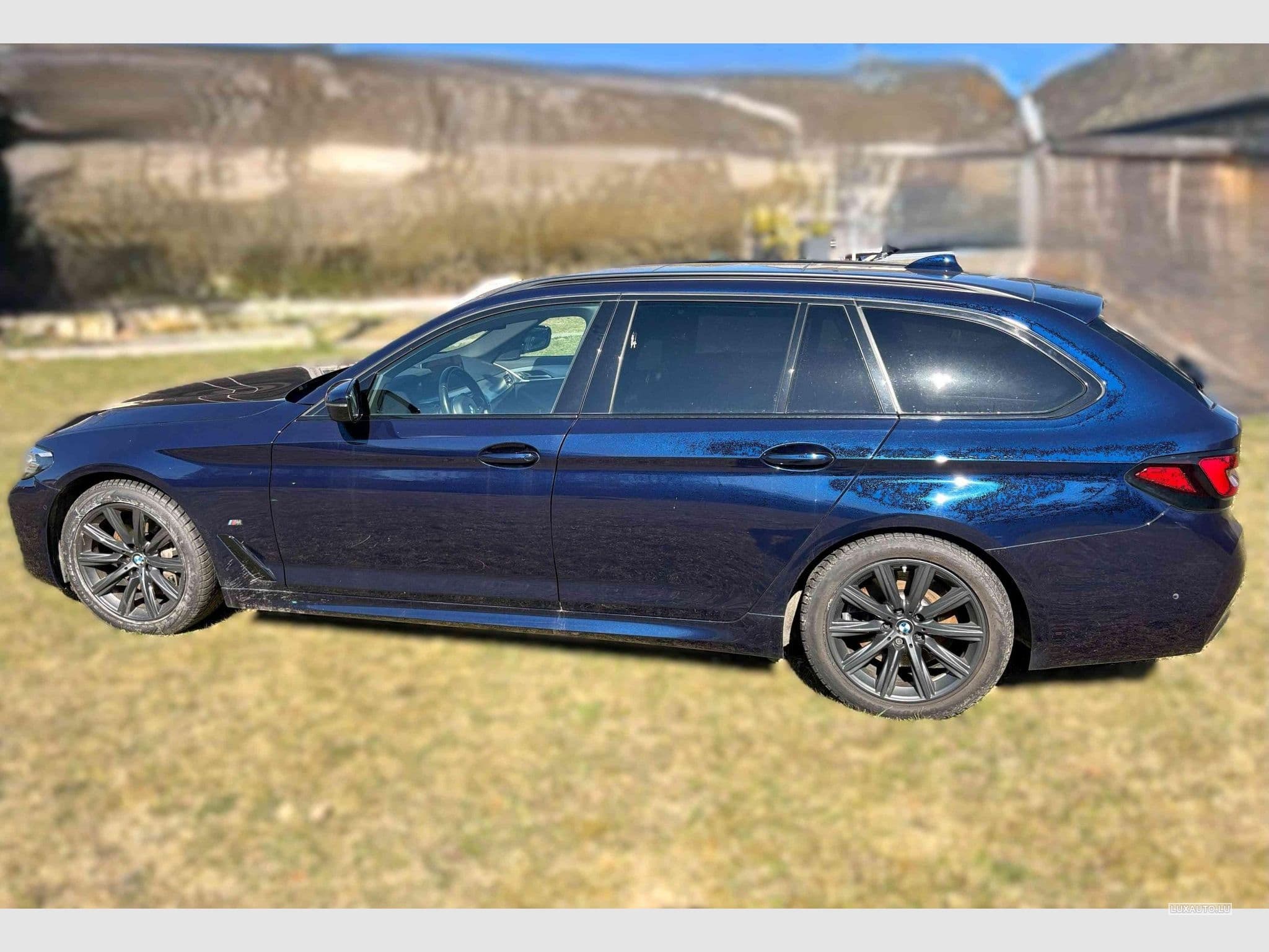 BMW 530 XDrive TOURING (2022) - Foto 1