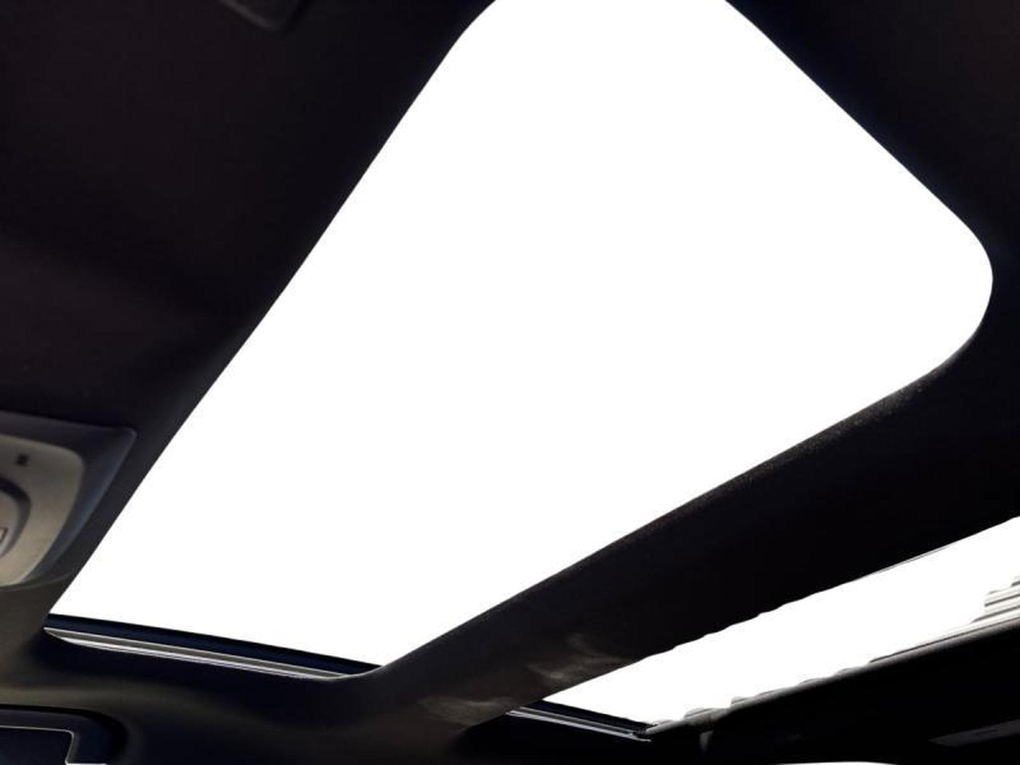 Toyota bZ4X Style (2023) - Photo 11