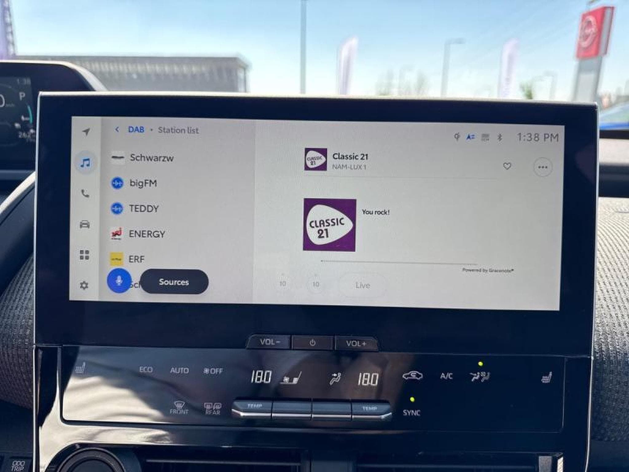 Toyota bZ4X Style (2023) - Photo 4