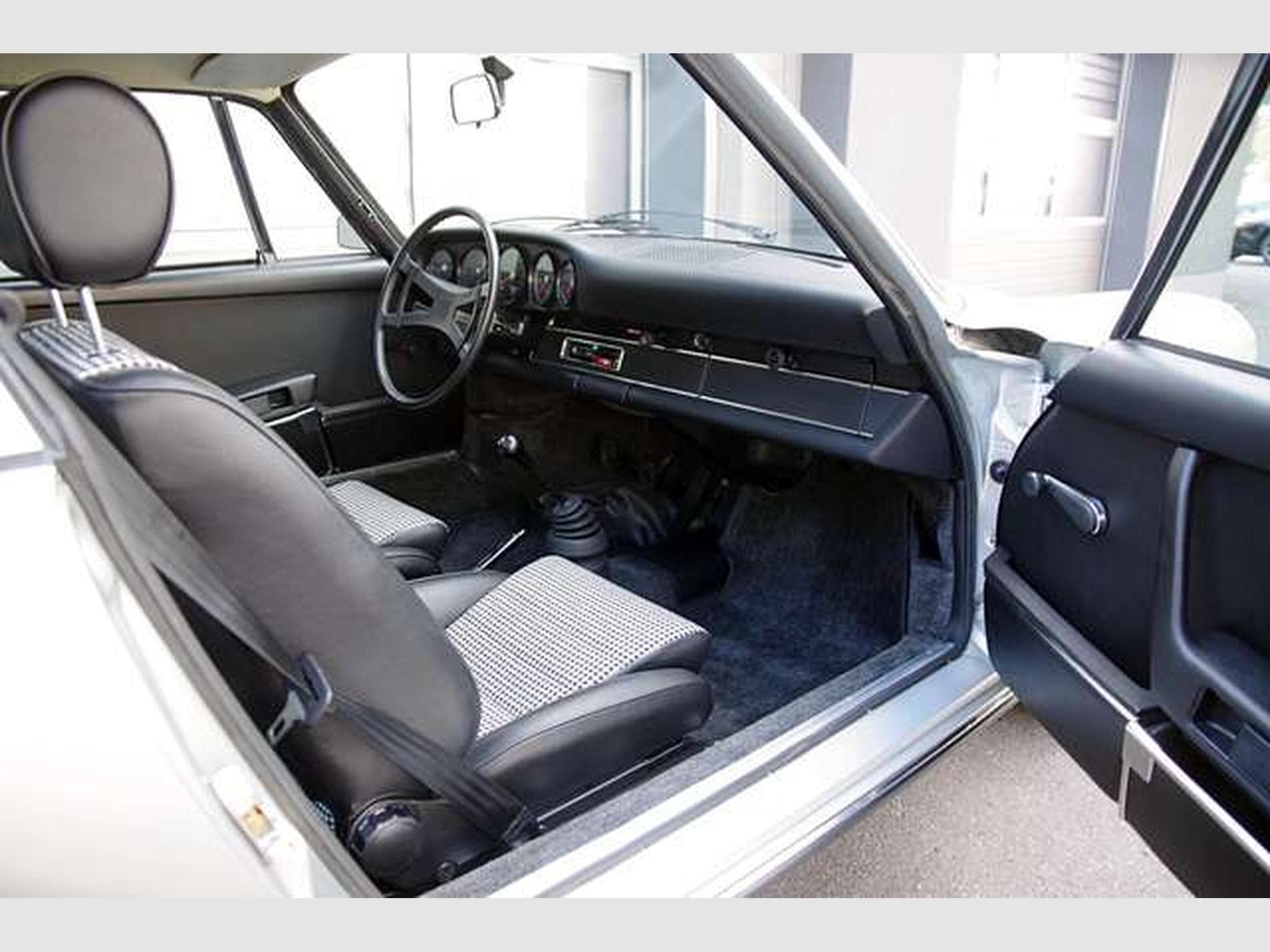 Porsche 911 911 T Coupé im Erstlack, Motorumbau 2.8 RSR (1973) - Foto 7