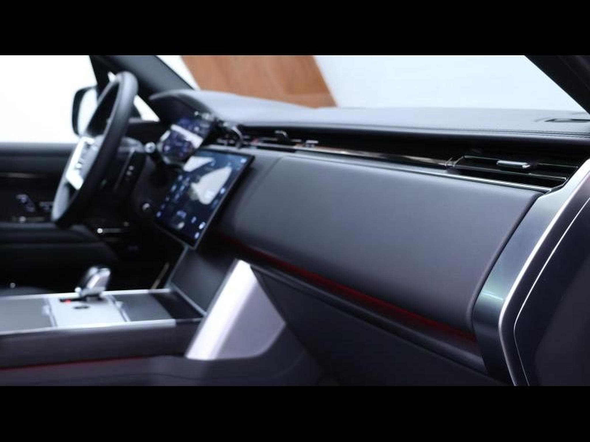 Land-Rover Range Rover LWB P615 SV AWD Auto (2025) - Photo 11