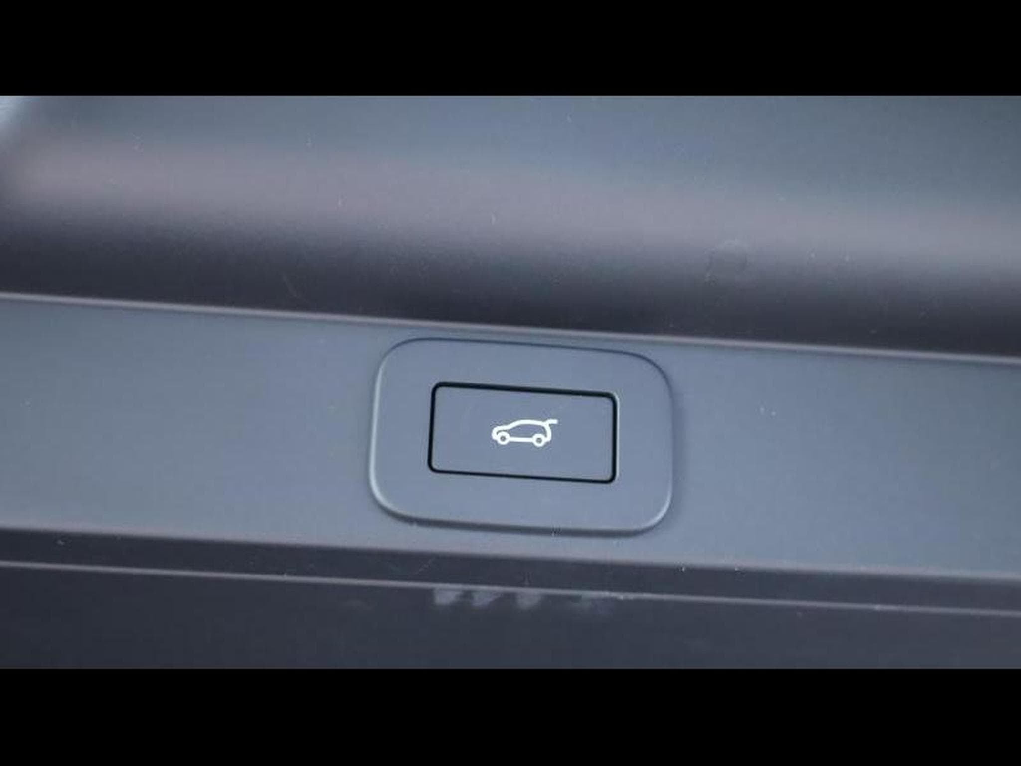 Land-Rover Range Rover LWB P615 SV AWD Auto (2025) - Photo 15