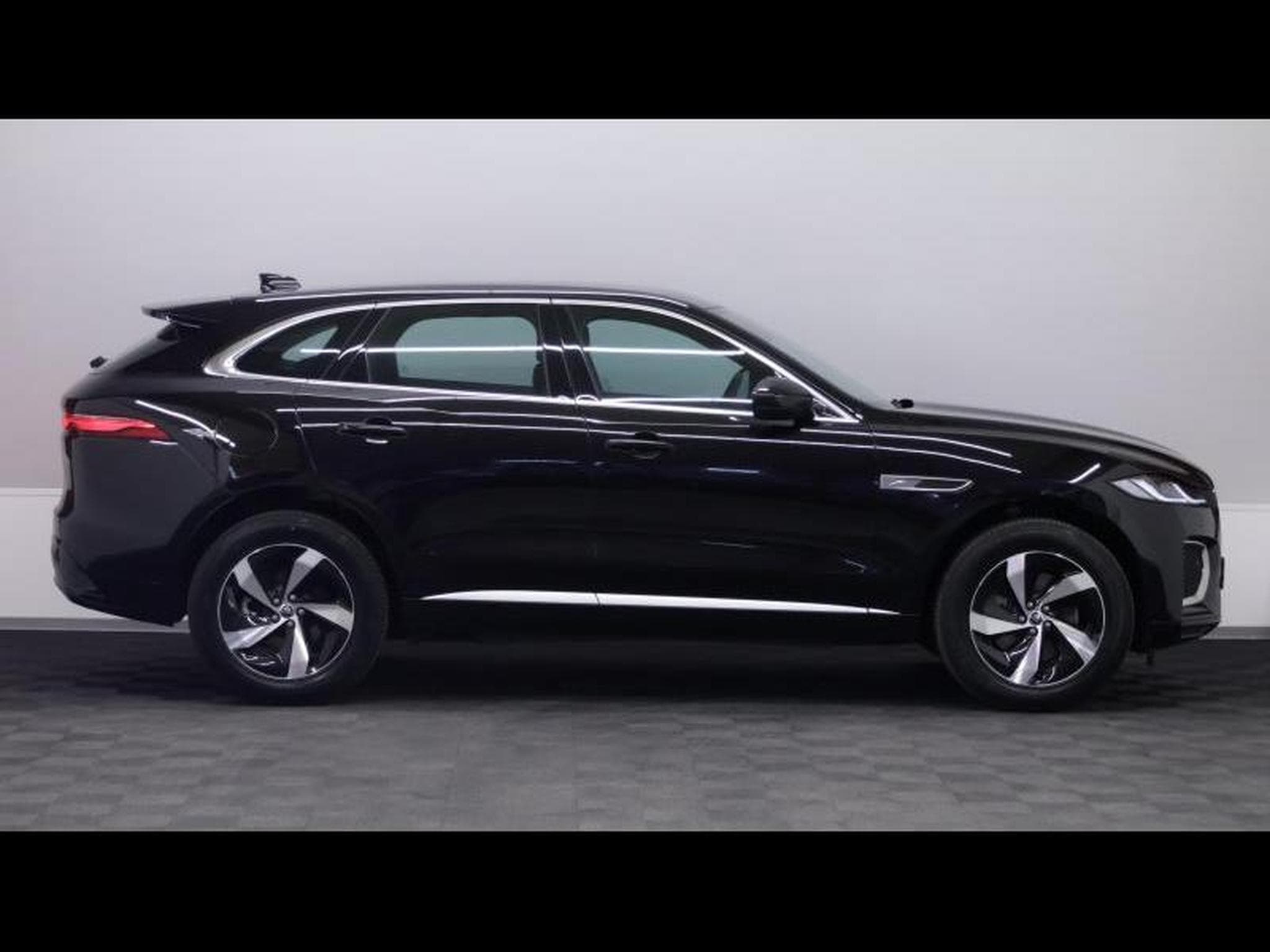 Jaguar F-Pace D165 S AWD AUTO (2024) - Foto 3