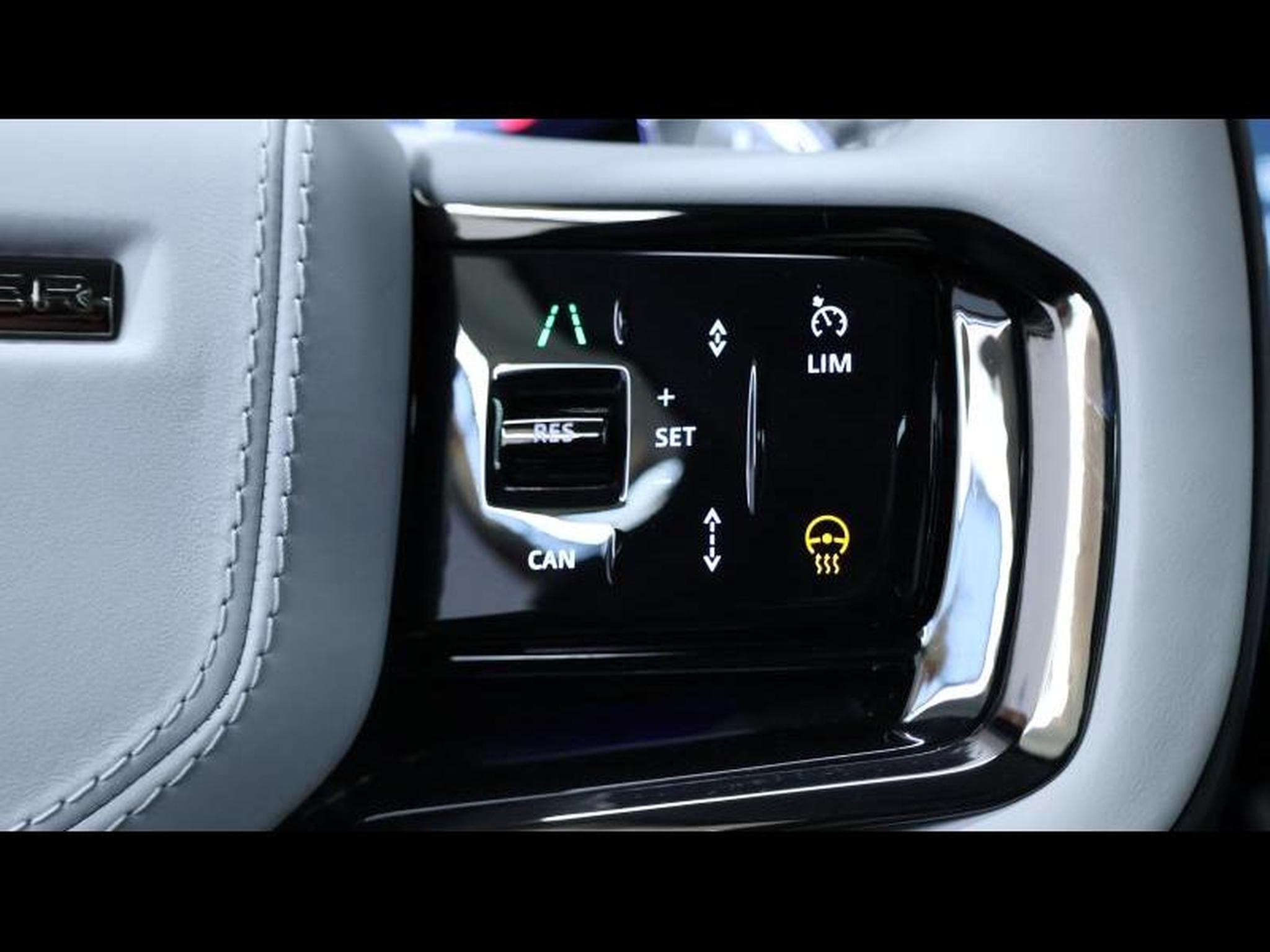 Land-Rover Range Rover Sport SV Edition One (2024) - Photo 15