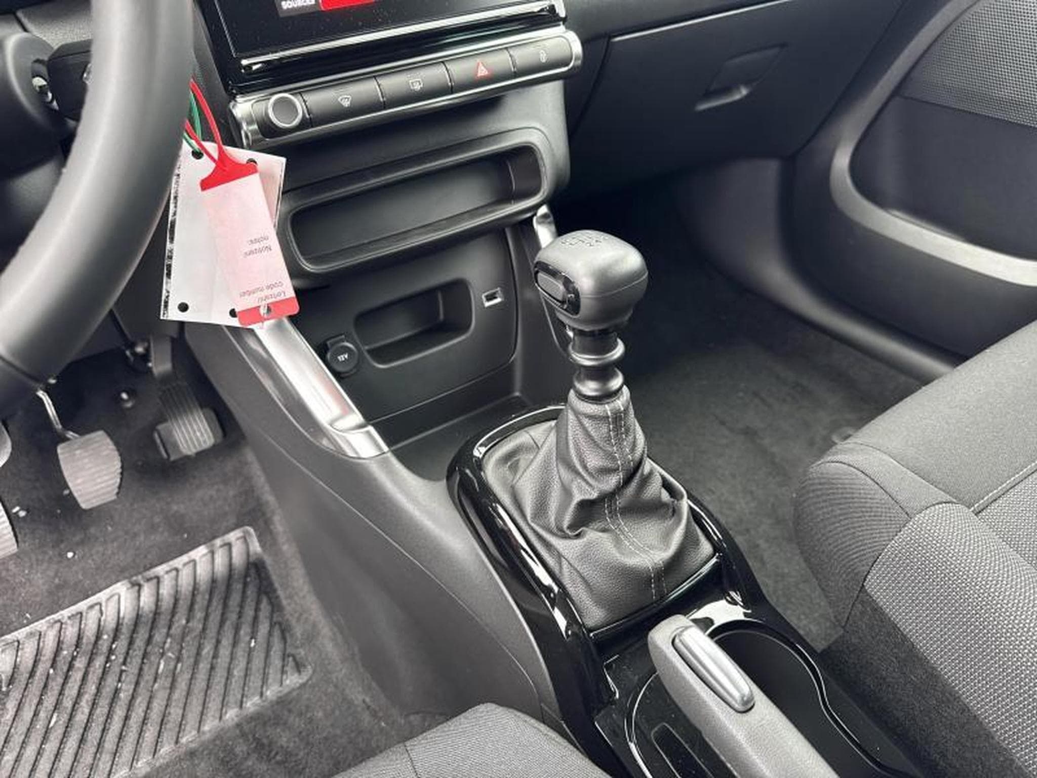 Citroen C3 Aircross FEEL (2023) - Photo 19