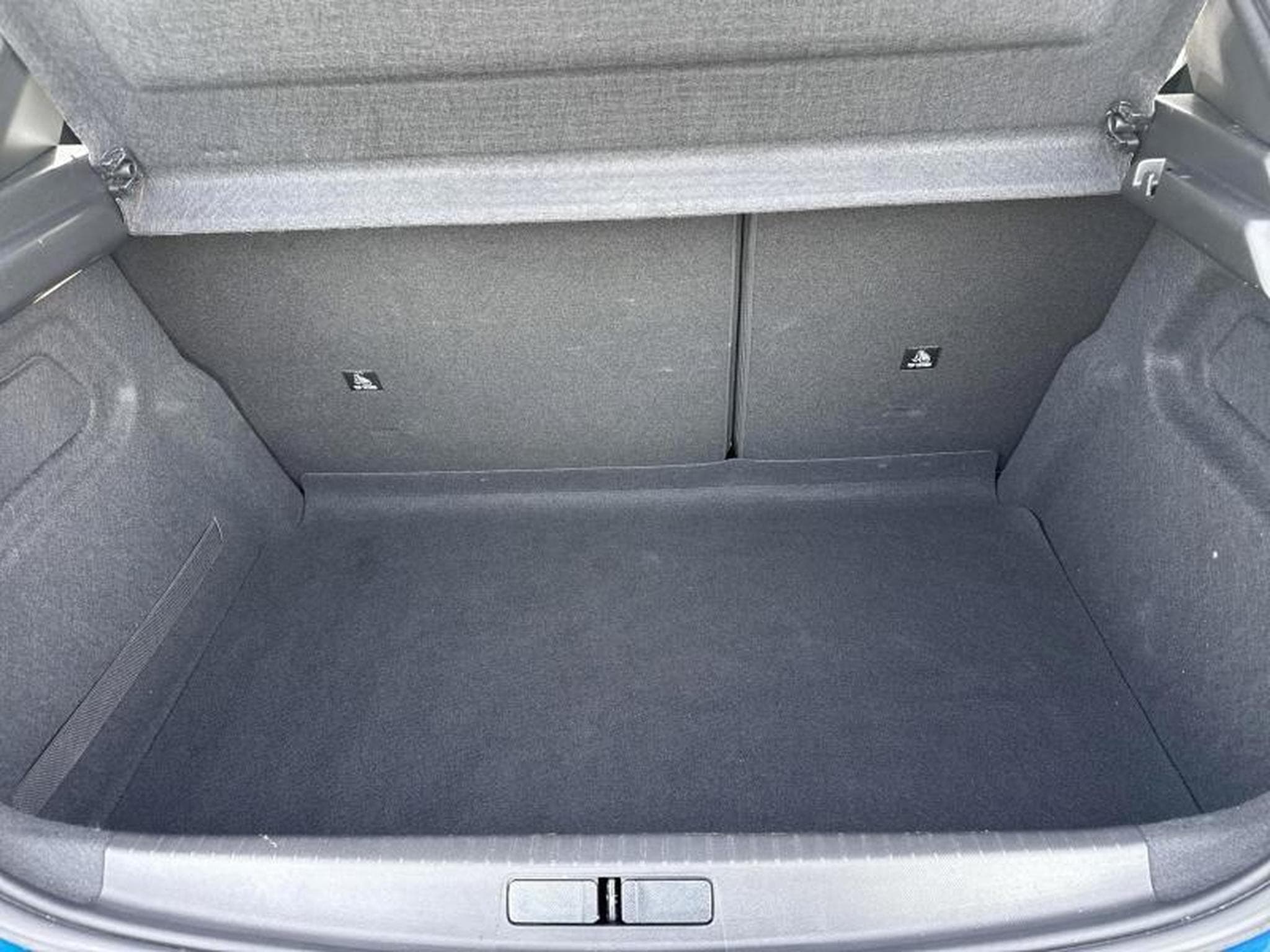 Peugeot 208 GT Line (2023) - Foto 11