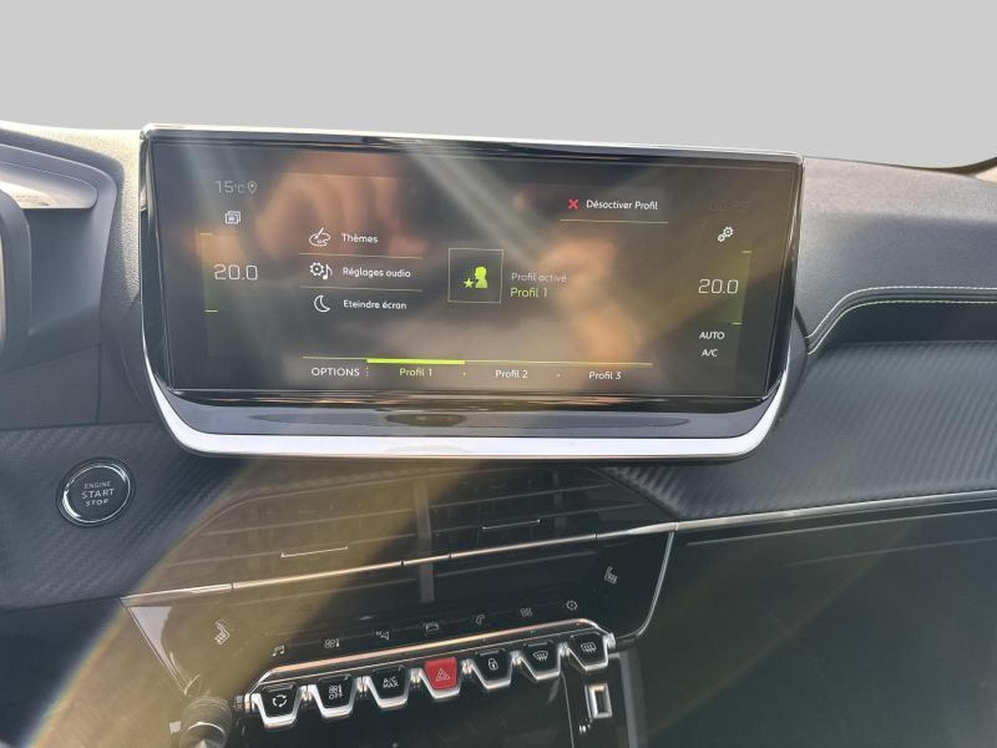 Peugeot 208 GT Line (2023) - Foto 17