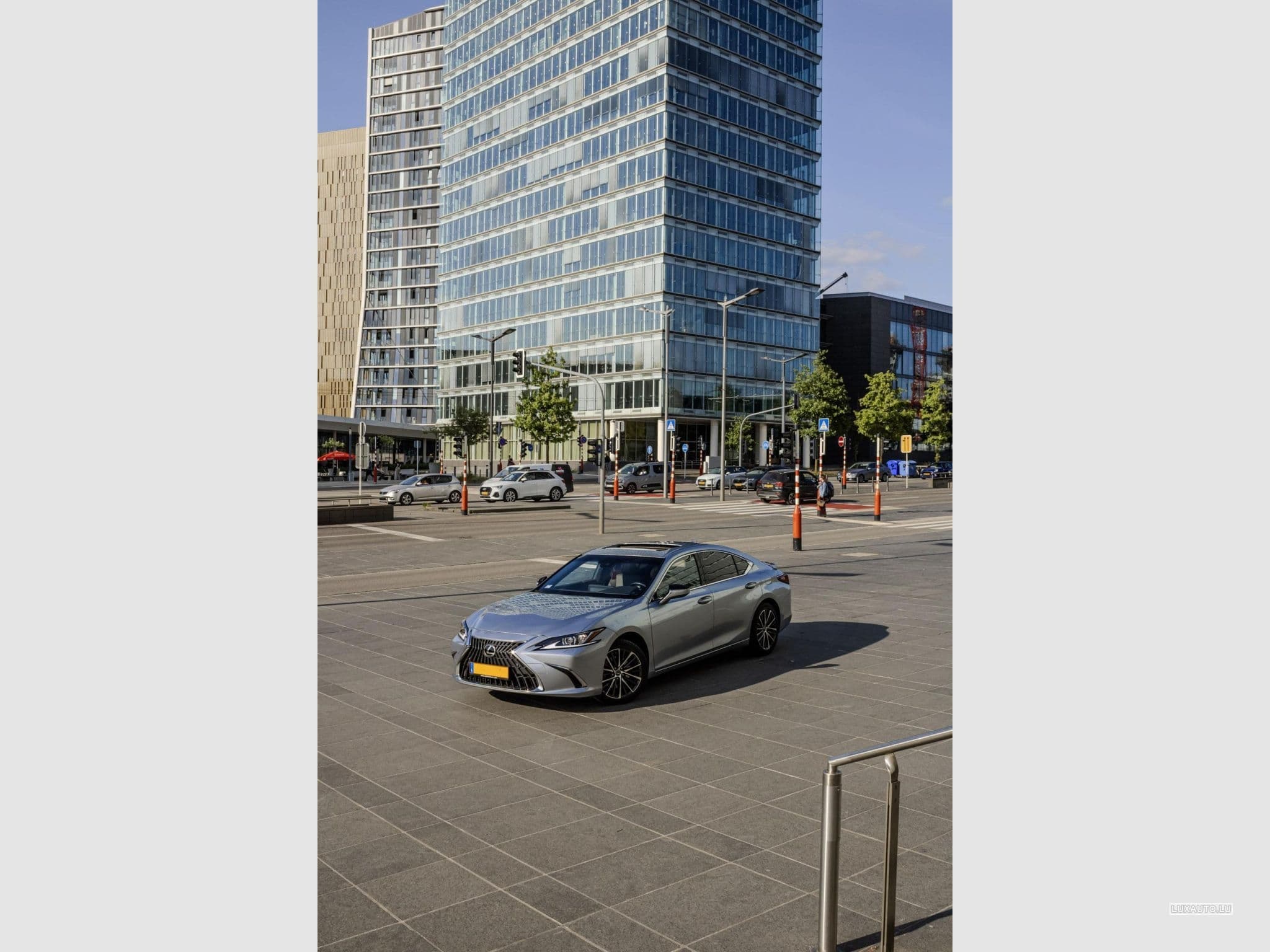 Lexus ES Explorer Line / Business (2024) - Foto 4