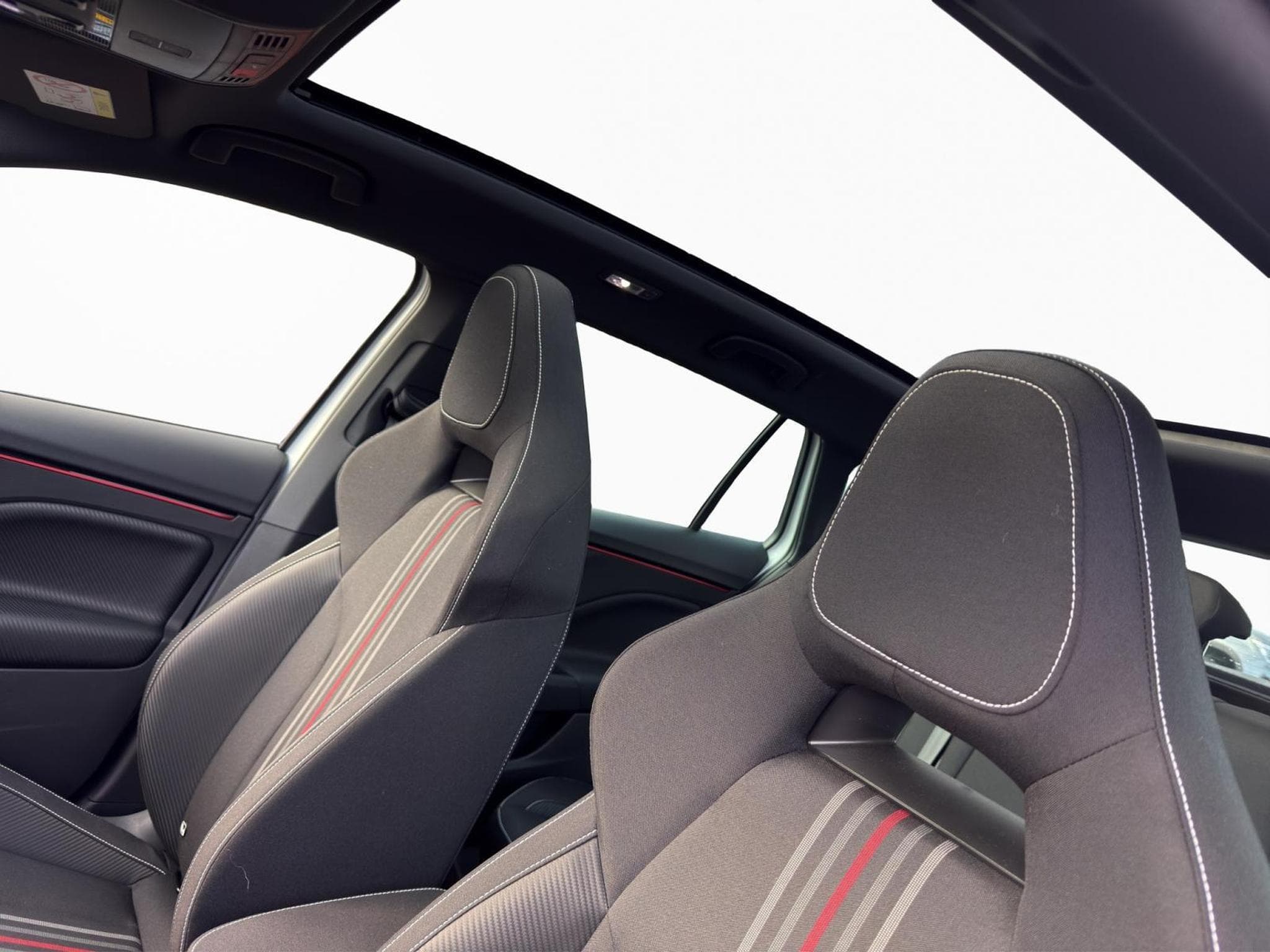 Skoda Scala Monte Carlo (2025) - Photo 14