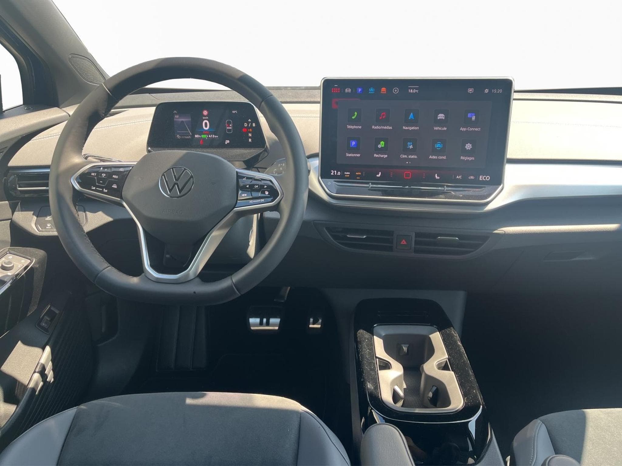 VW ID.5 PRO (2025) - Photo 10