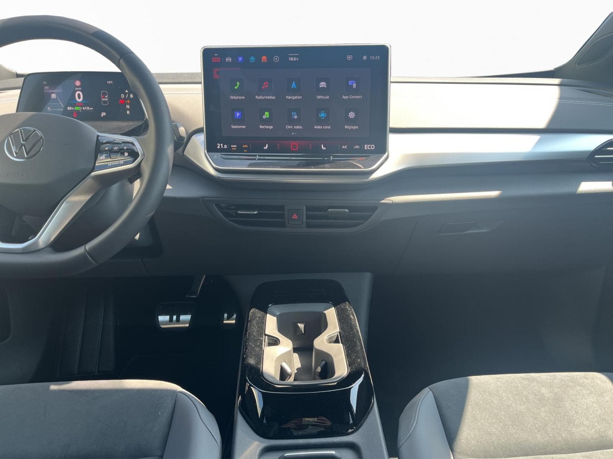 VW ID.5 PRO (2025) - Photo 14