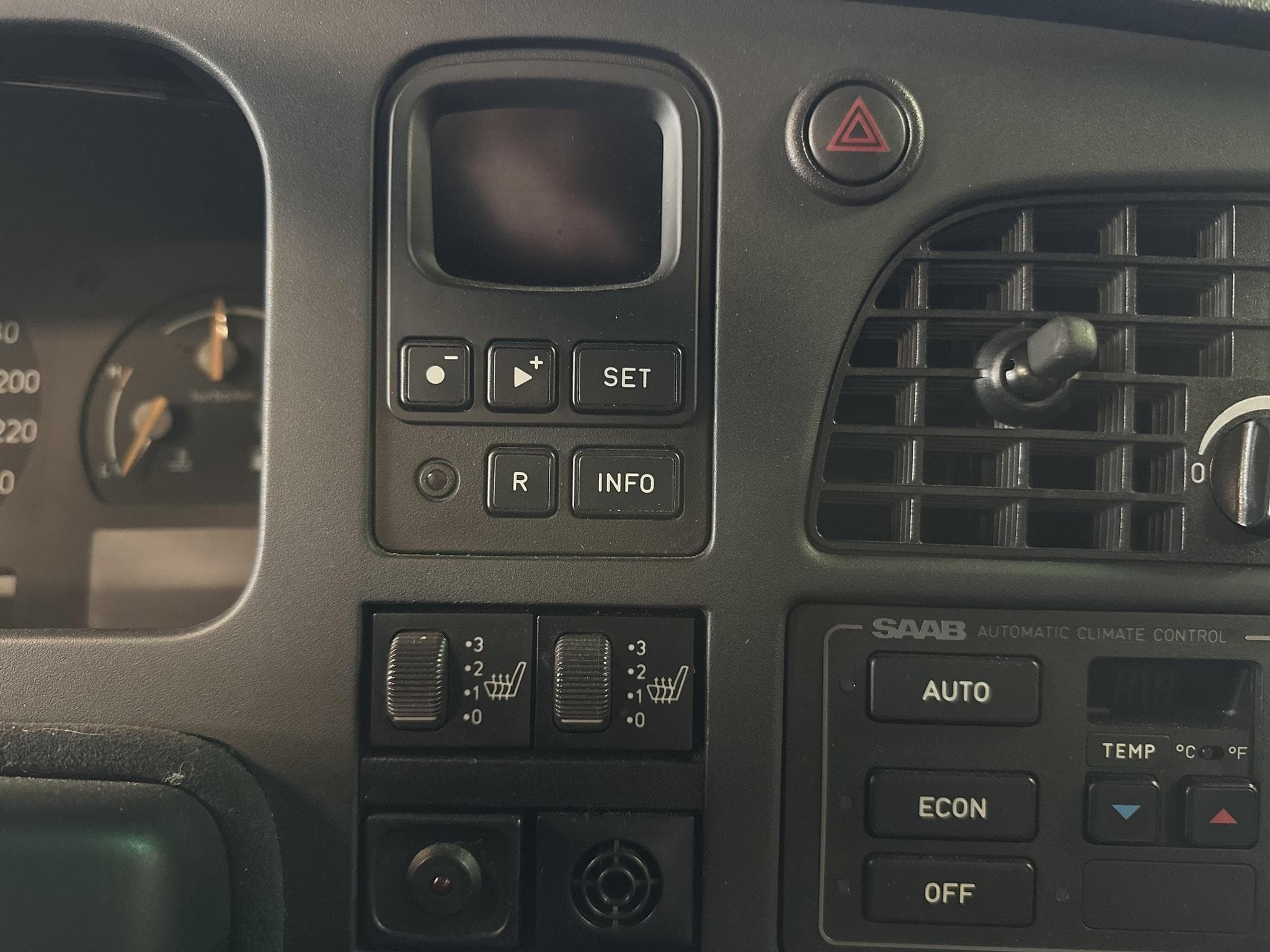 Saab 9000 AERO (1993) - Foto 13