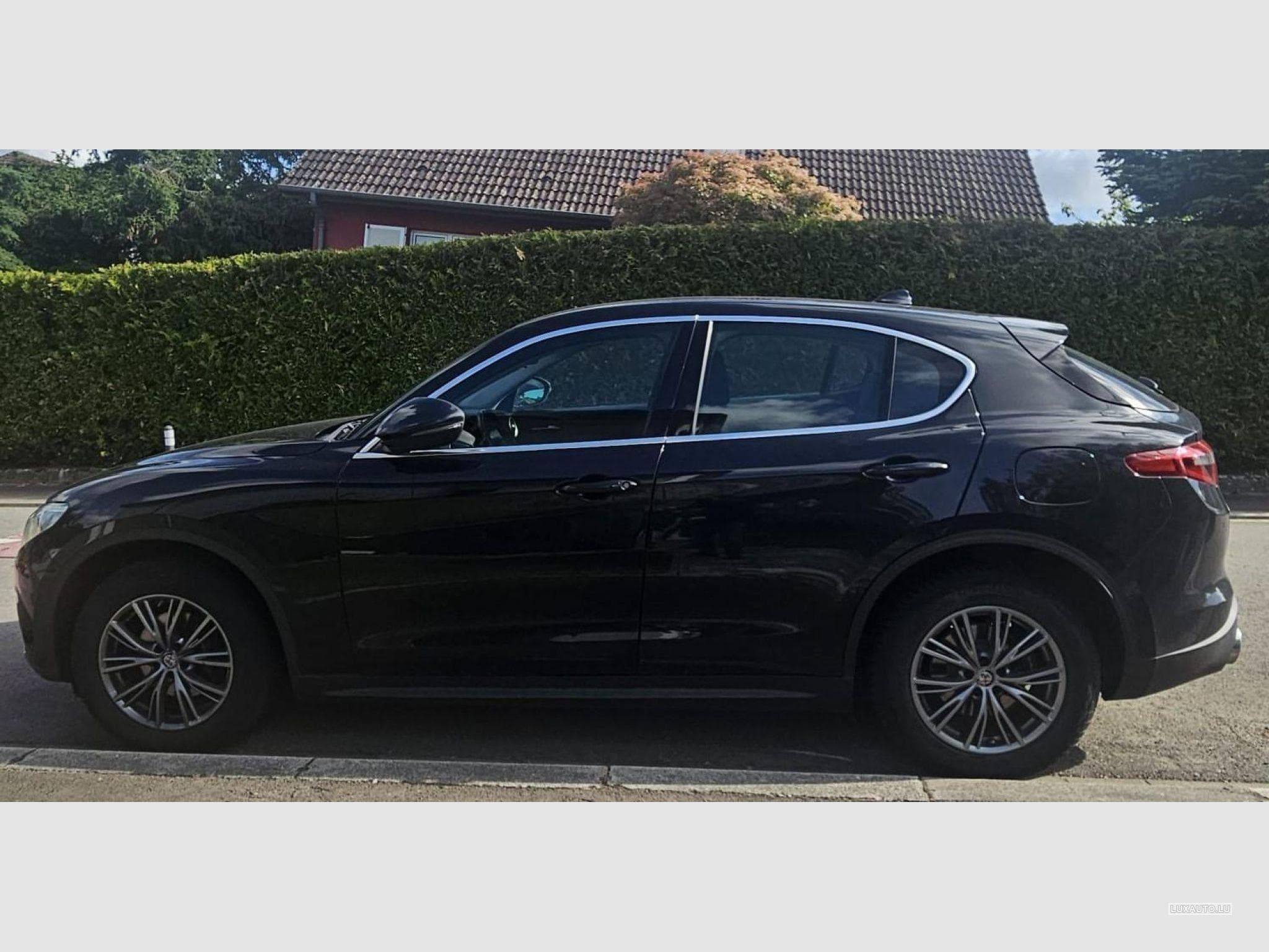 Alfa-Romeo Stelvio Turbo 2.0    280 CV / HP (2018) - Foto 1