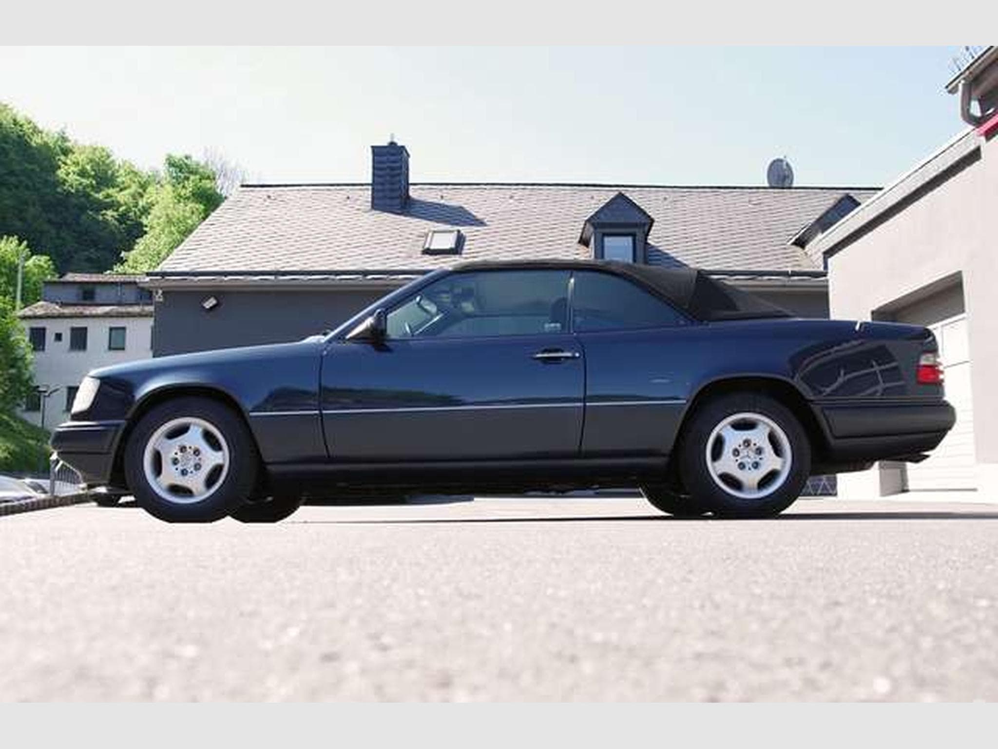 Mercedes E 200 E 200 Cabrio*W124,Automatic,Sitzheizung,Tempomat (1996) - Photo 3