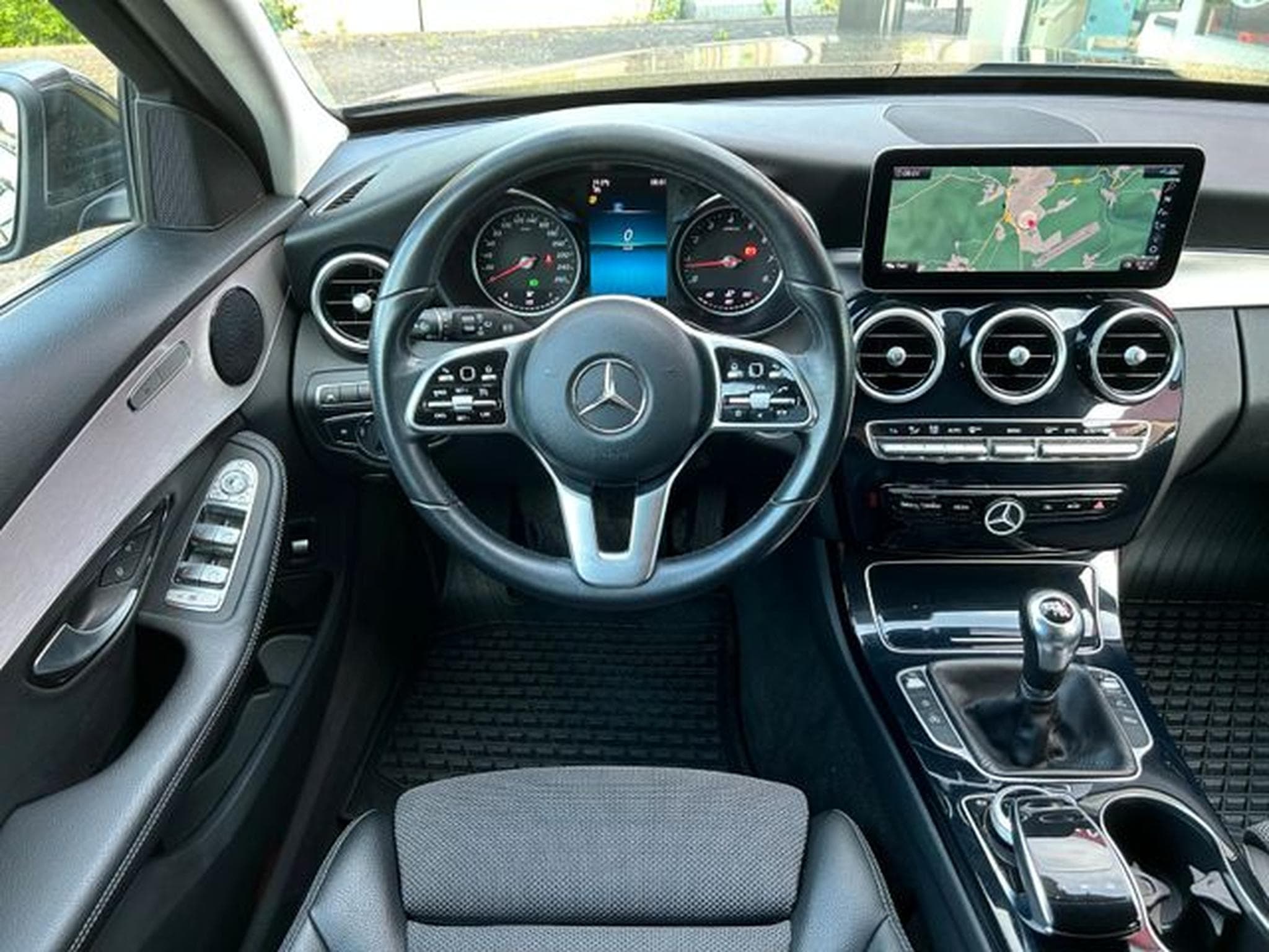 Mercedes C 180 C 180 T Avantgarde LED Navi Kamera SpurPaket (2020) - Foto 12