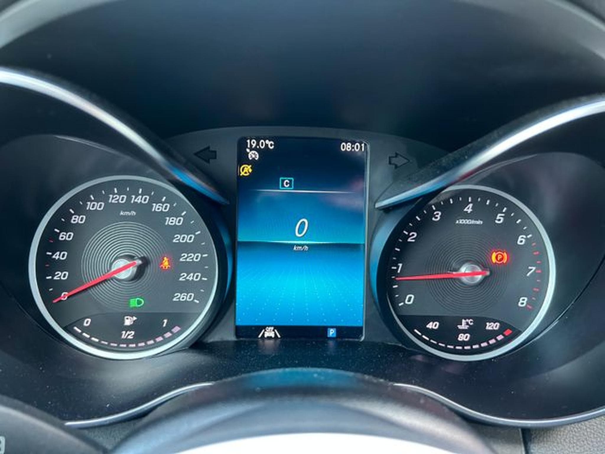 Mercedes C 180 C 180 T Avantgarde LED Navi Kamera SpurPaket (2020) - Foto 14