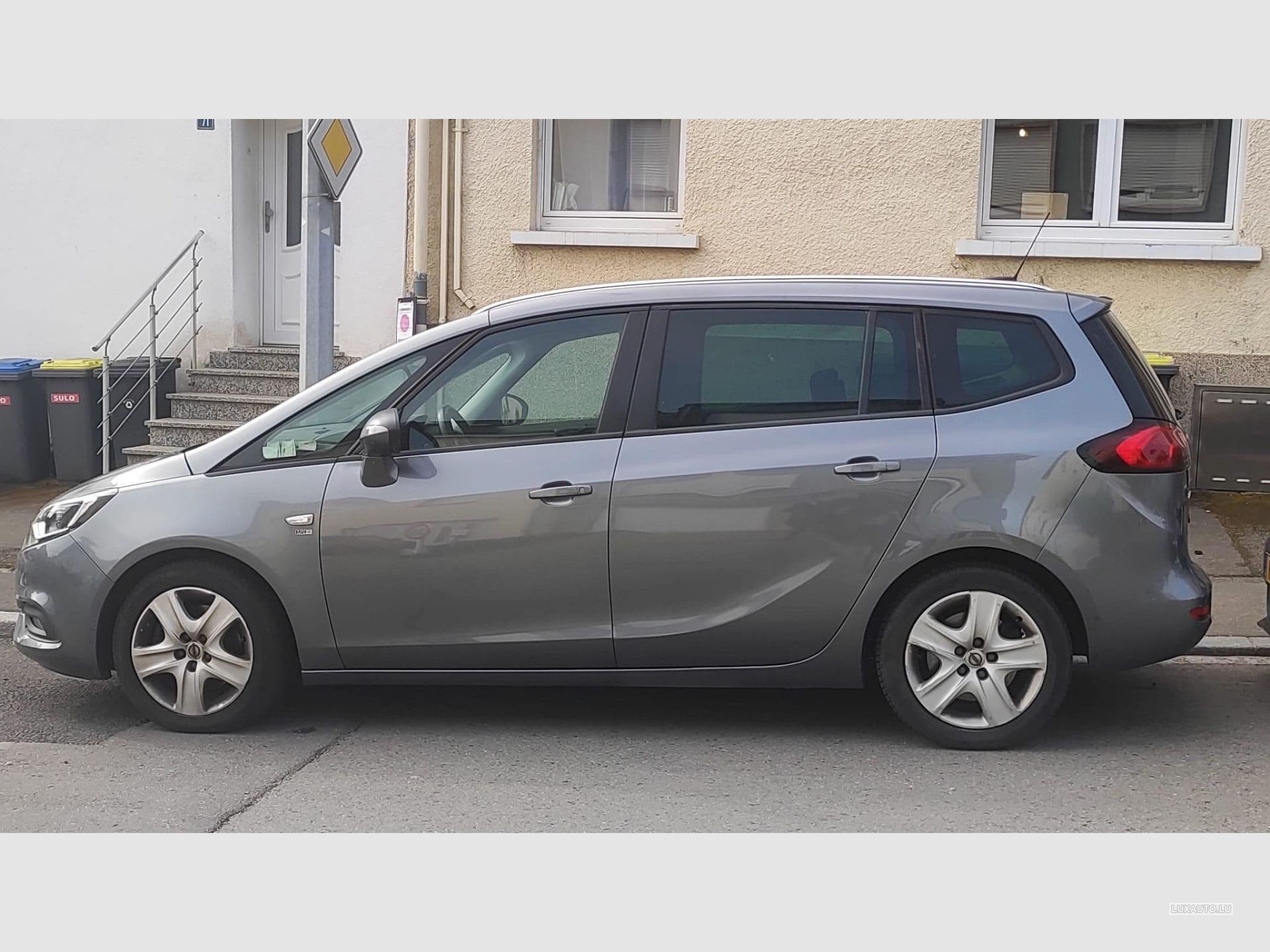 Opel Zafira (2019) - Foto 3