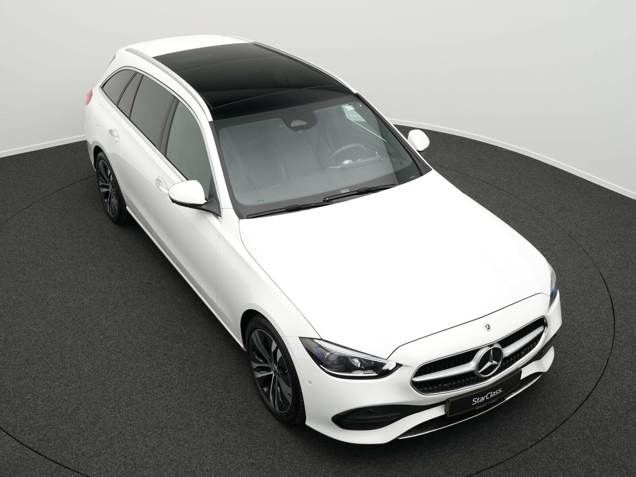 Mercedes C 220 d 4MATIC T-Modell (2024) - Photo 12