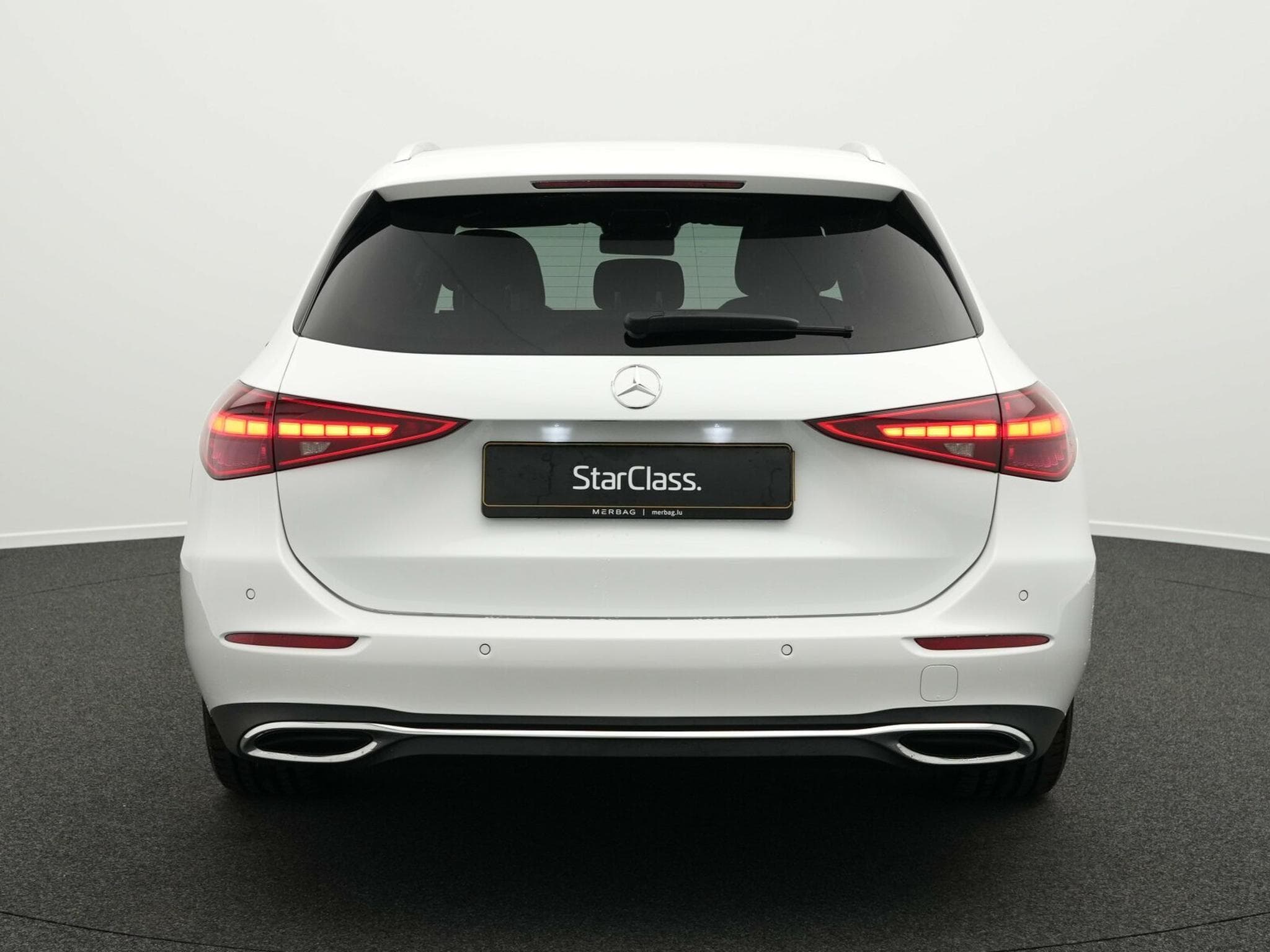 Mercedes C 220 d 4MATIC T-Modell (2024) - Photo 4