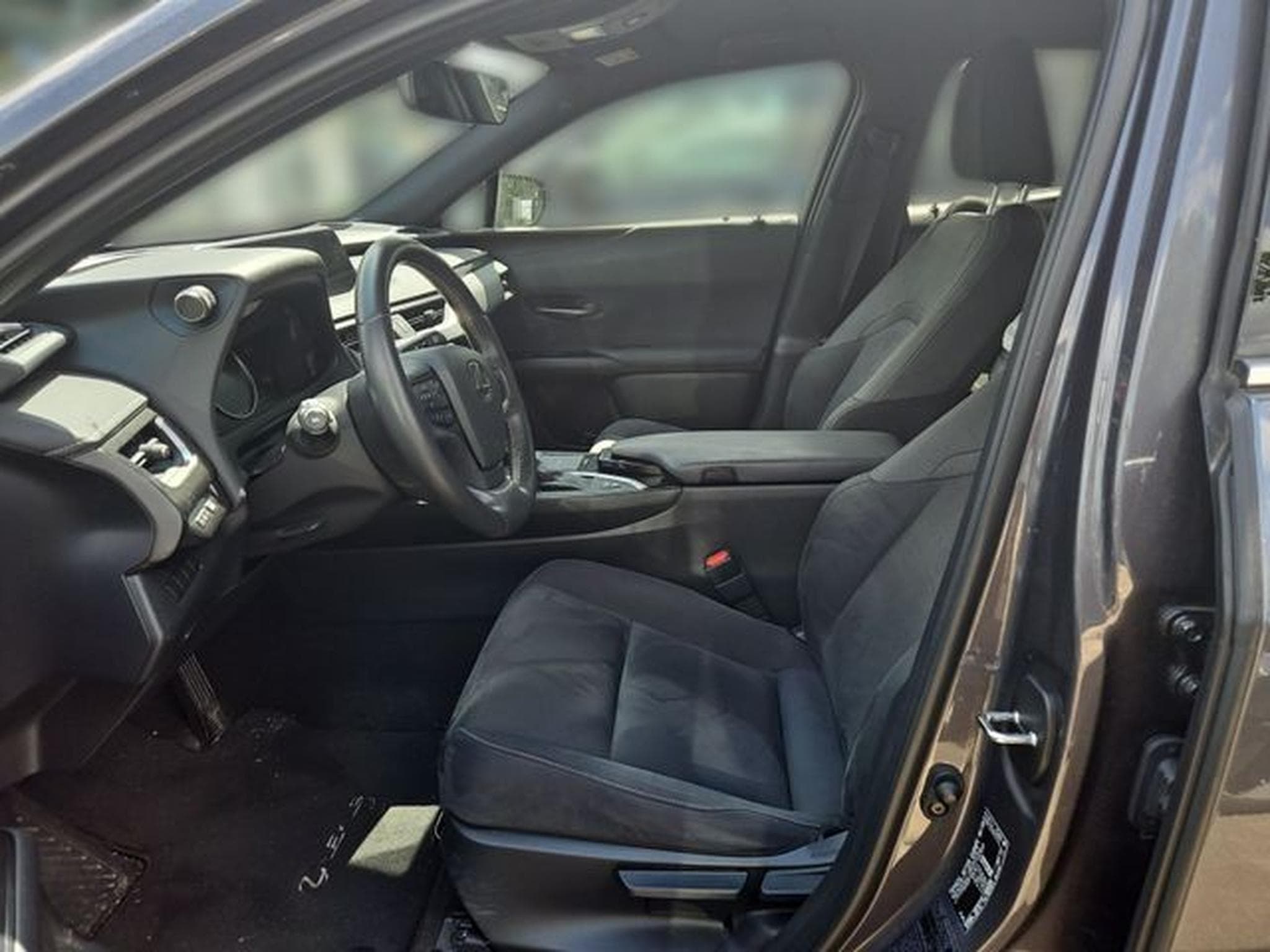 Lexus UX UX 250h Style (2022) - Foto 8