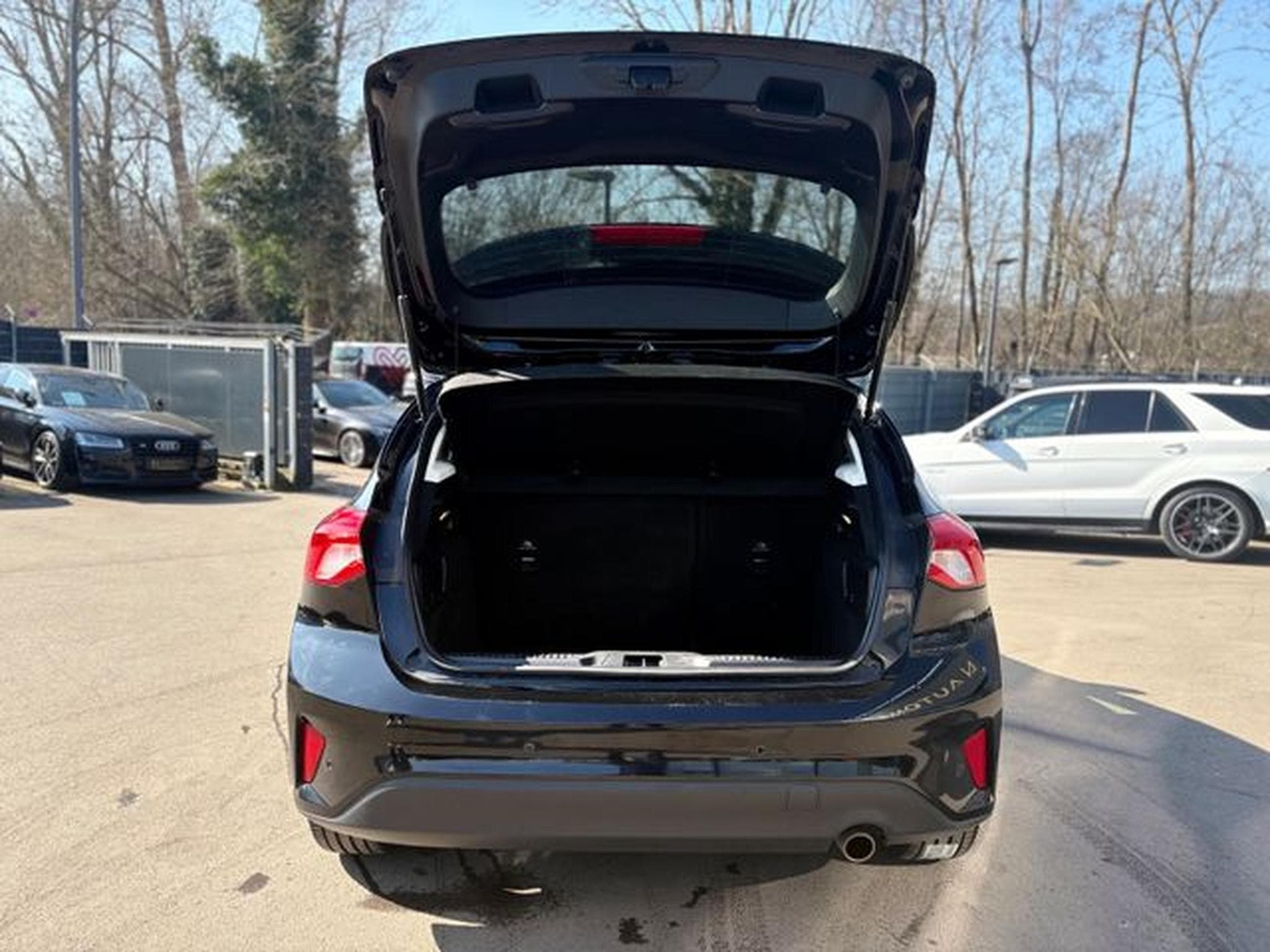 Ford Focus FOCUS LIM*WINTERPAKET*LED*NAVI*1.HAND*TOP* (2019) - Photo 9