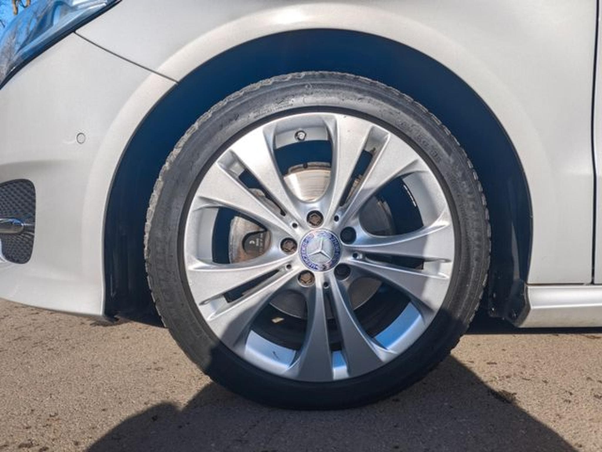 Mercedes B 180 B 180 URBAN*NAVI*SITZHEIZUNG*PDC*KLIMA*EURO 6* (2015) - Foto 11