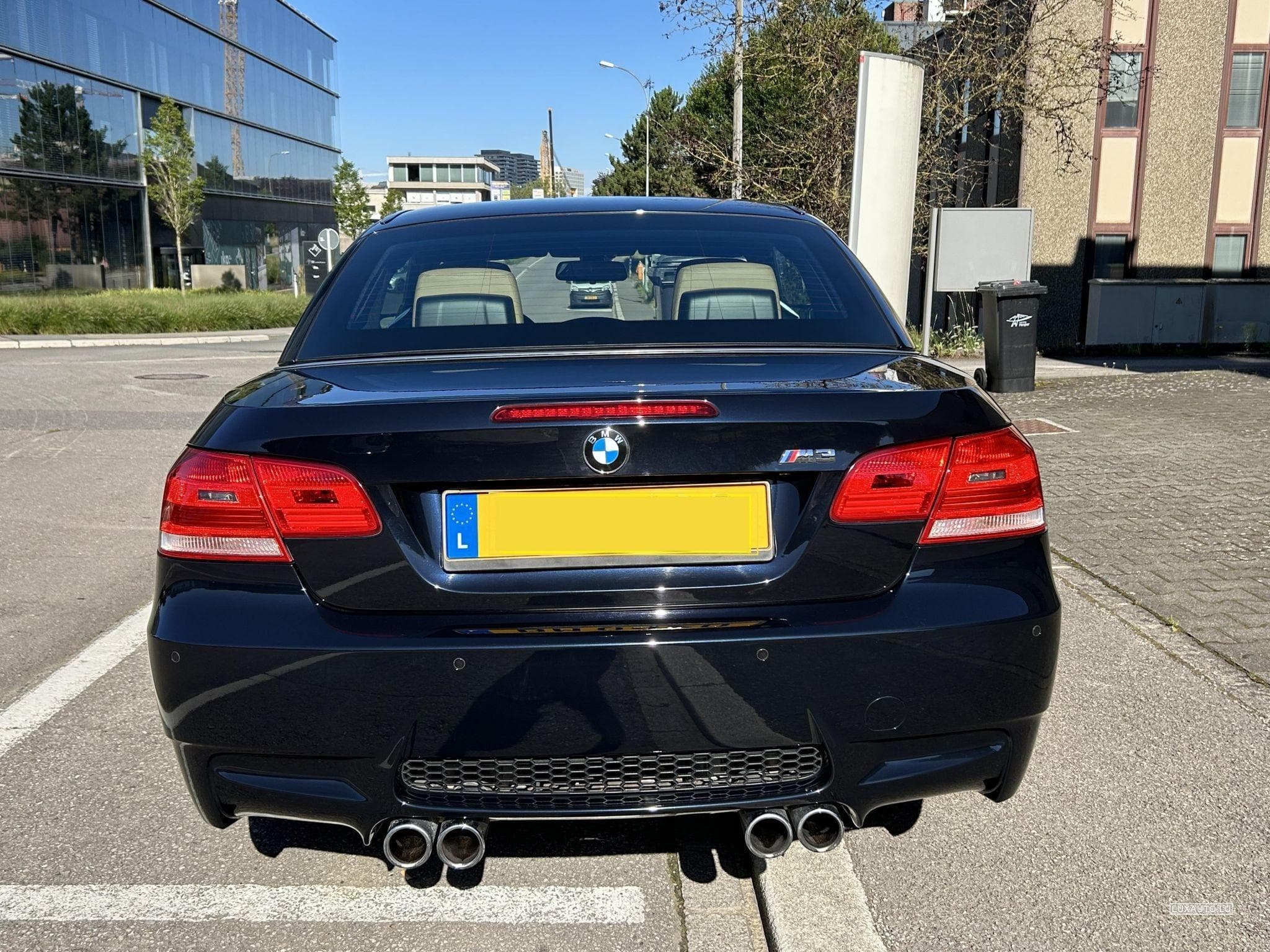 BMW M3 (E93M) 420ch DKG Drivelogic (2008) - Photo 3