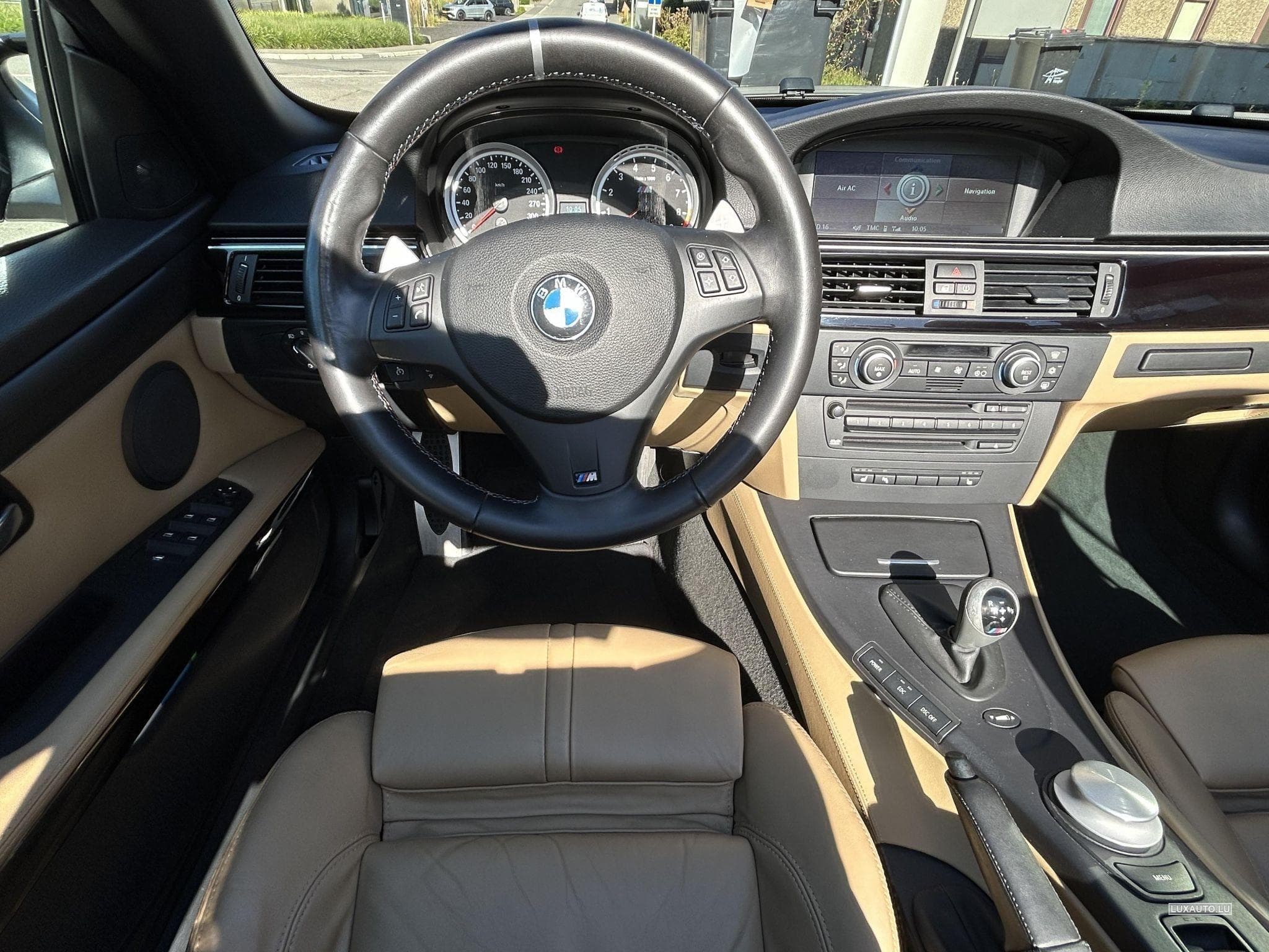 BMW M3 (E93M) 420ch DKG Drivelogic (2008) - Photo 5