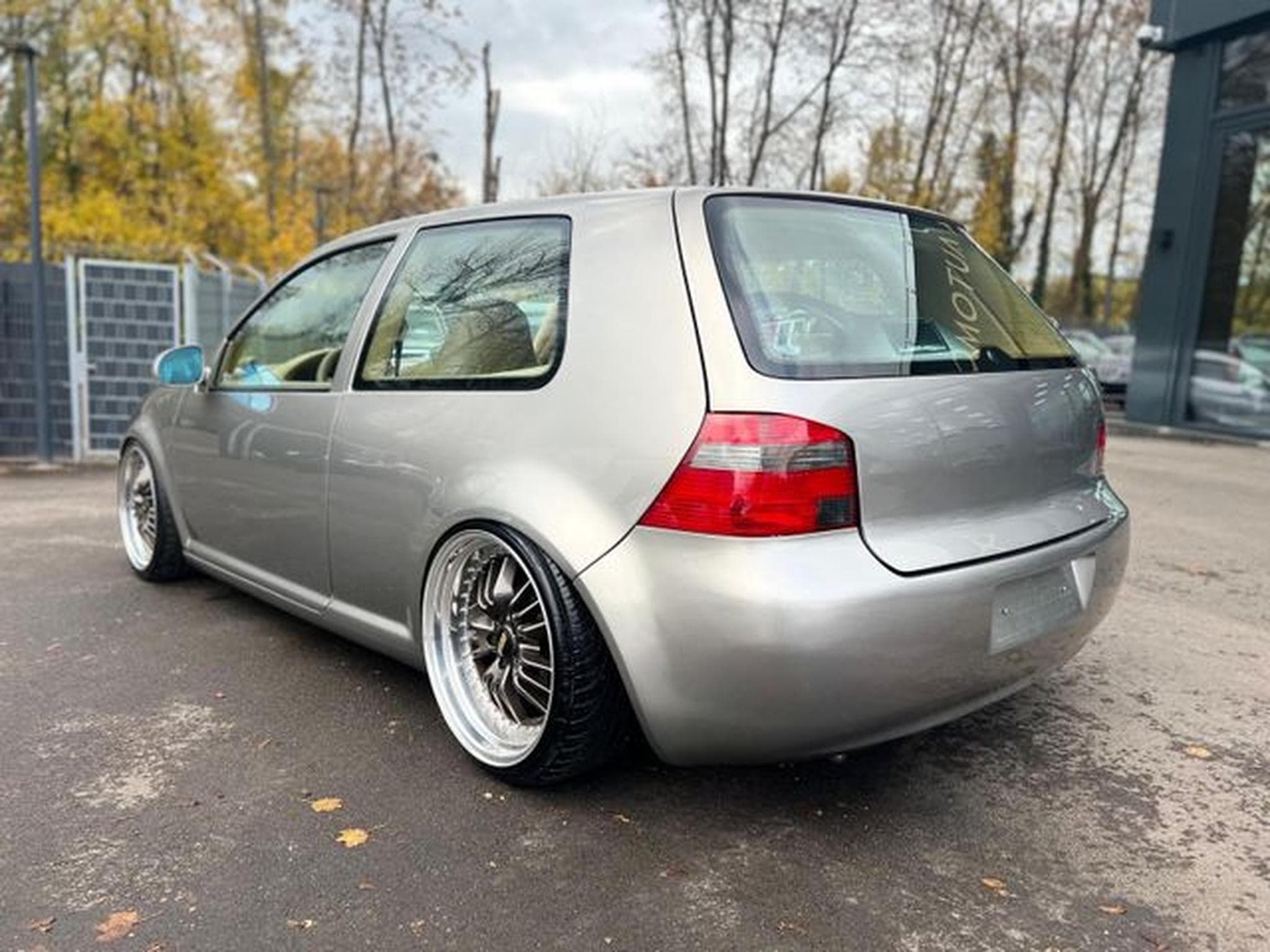 VW Golf GOLF V5 GTI*SHOW-CAR*AIRRIDE*RECARO-SONDERANF.* (1999) - Photo 9