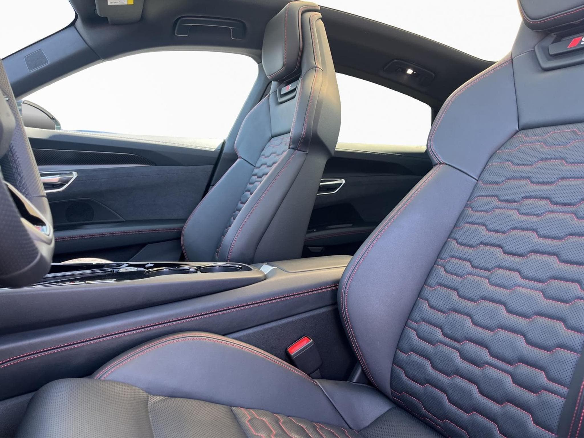 Audi e-tron GT S e-tron GT (2025) - Photo 16